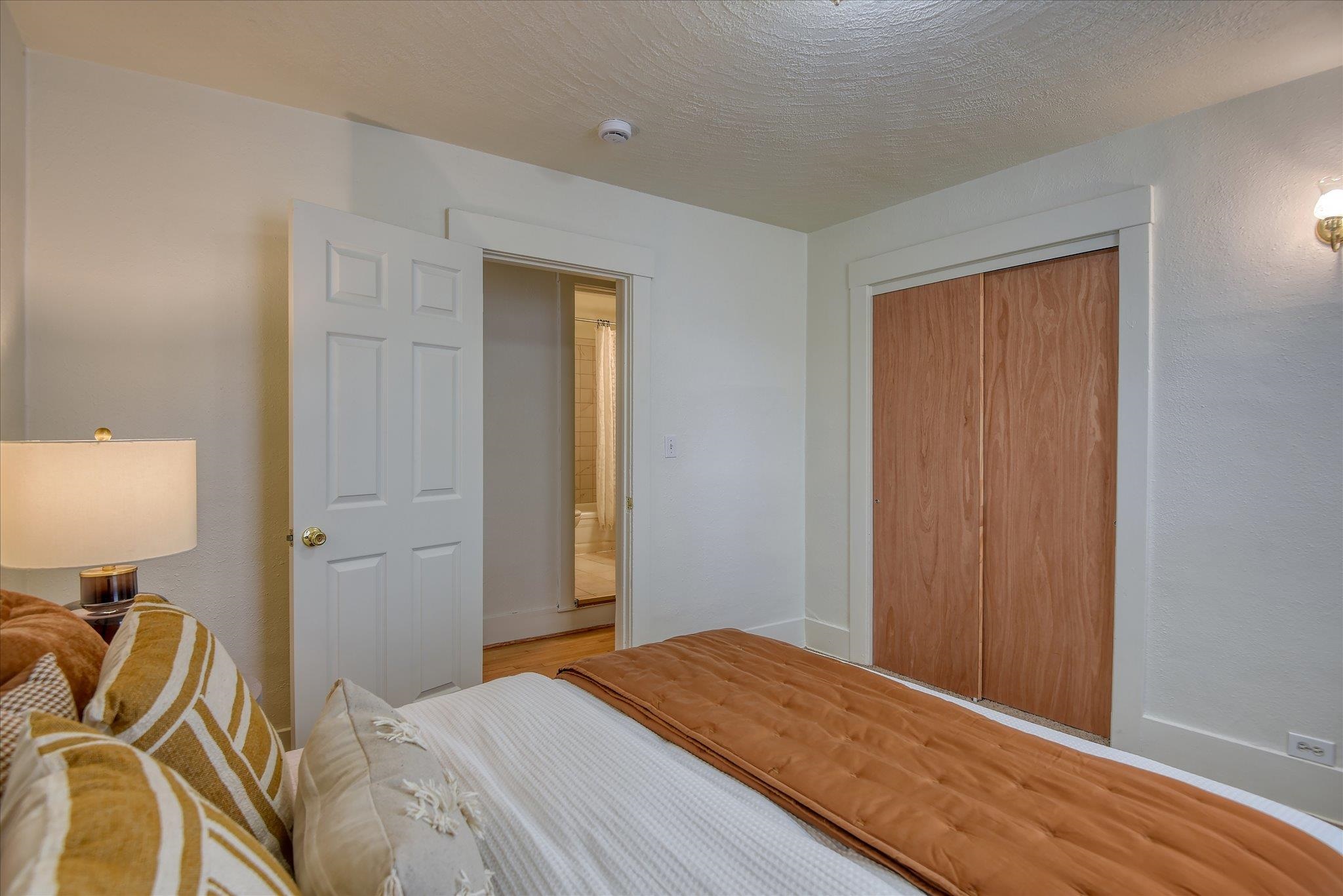 618 E 23RD Ave - Photo 9