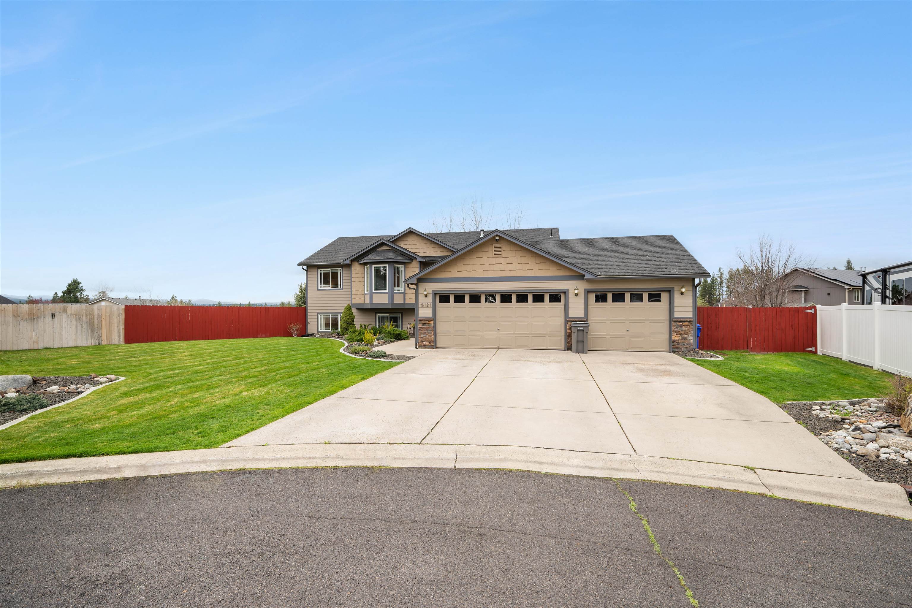 15121 N Wilson Ct - Photo 2