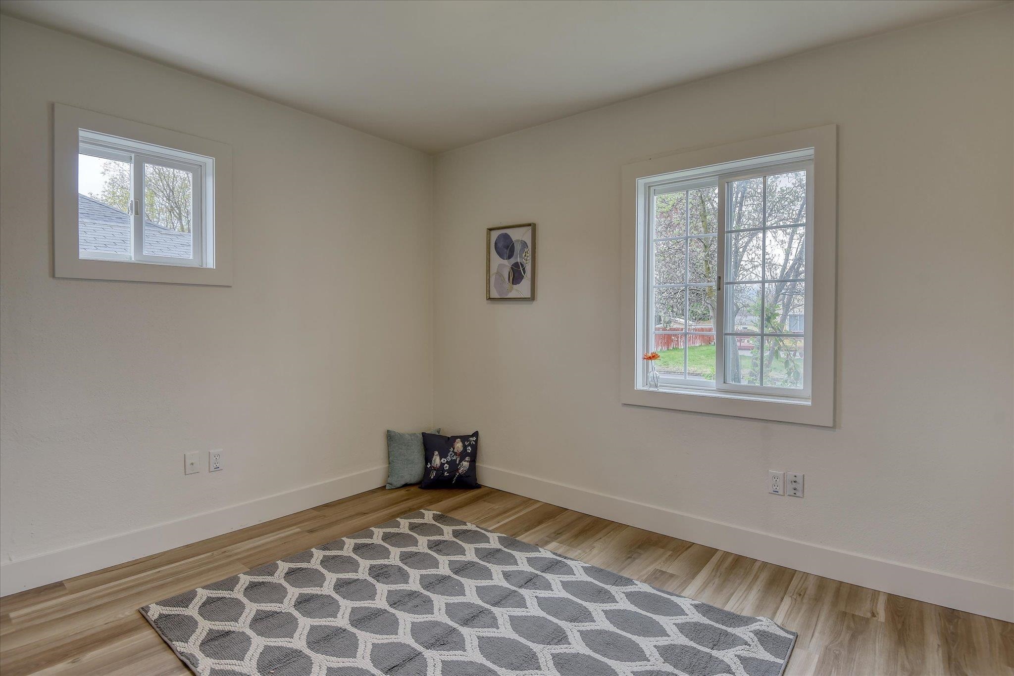 14511 E Heroy Ave - Photo 10