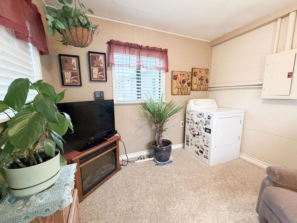 4707 N Elm St - Photo 11