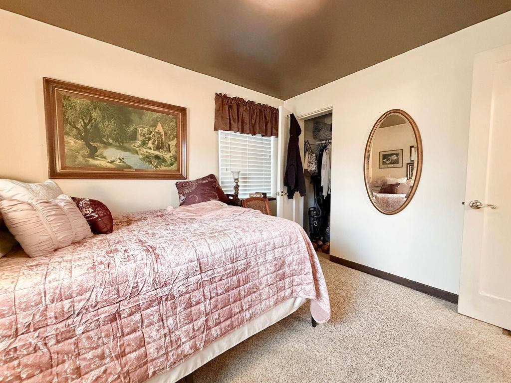 4707 N Elm St - Photo 17