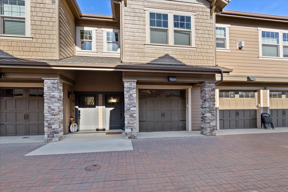 24493 E Pinnacle Ct - Photo 3