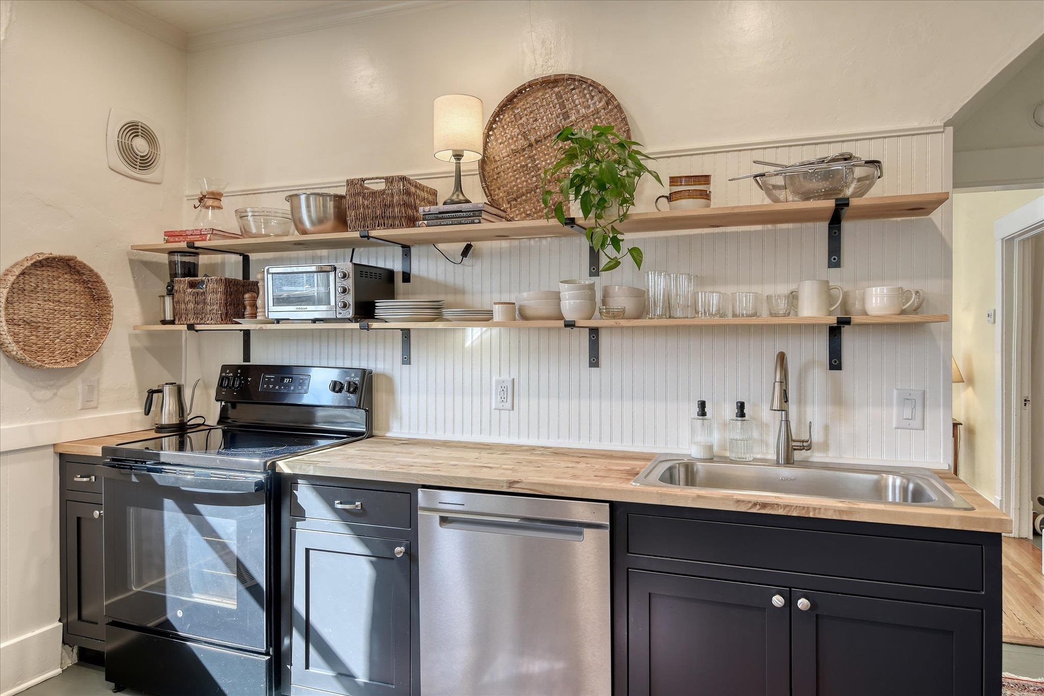 2221 W Mission Ave - Photo 17