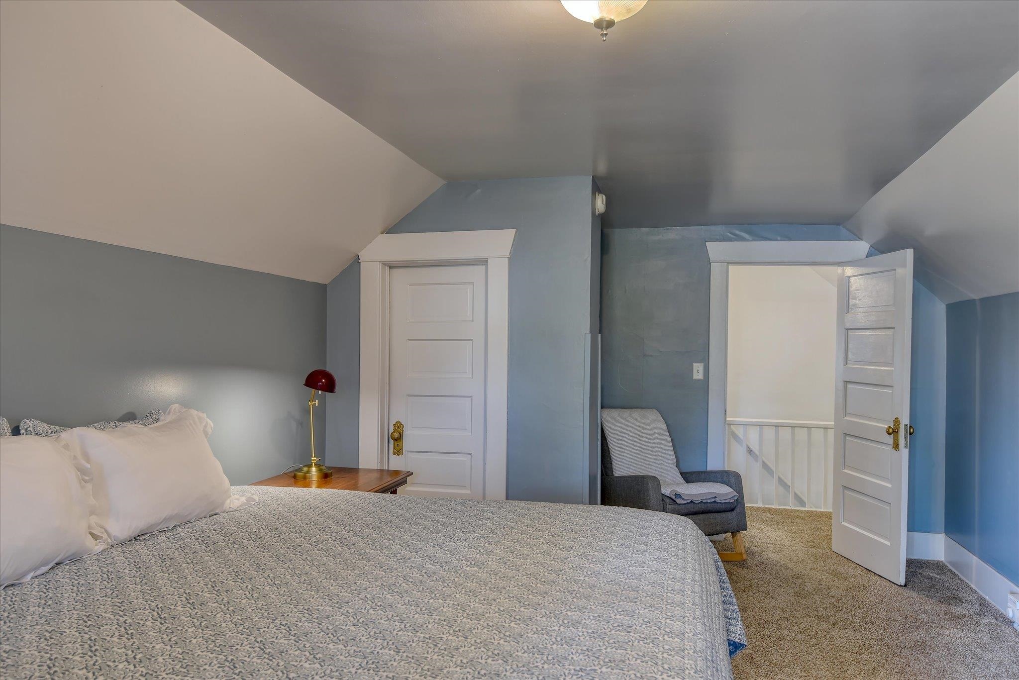 2221 W Mission Ave - Photo 26