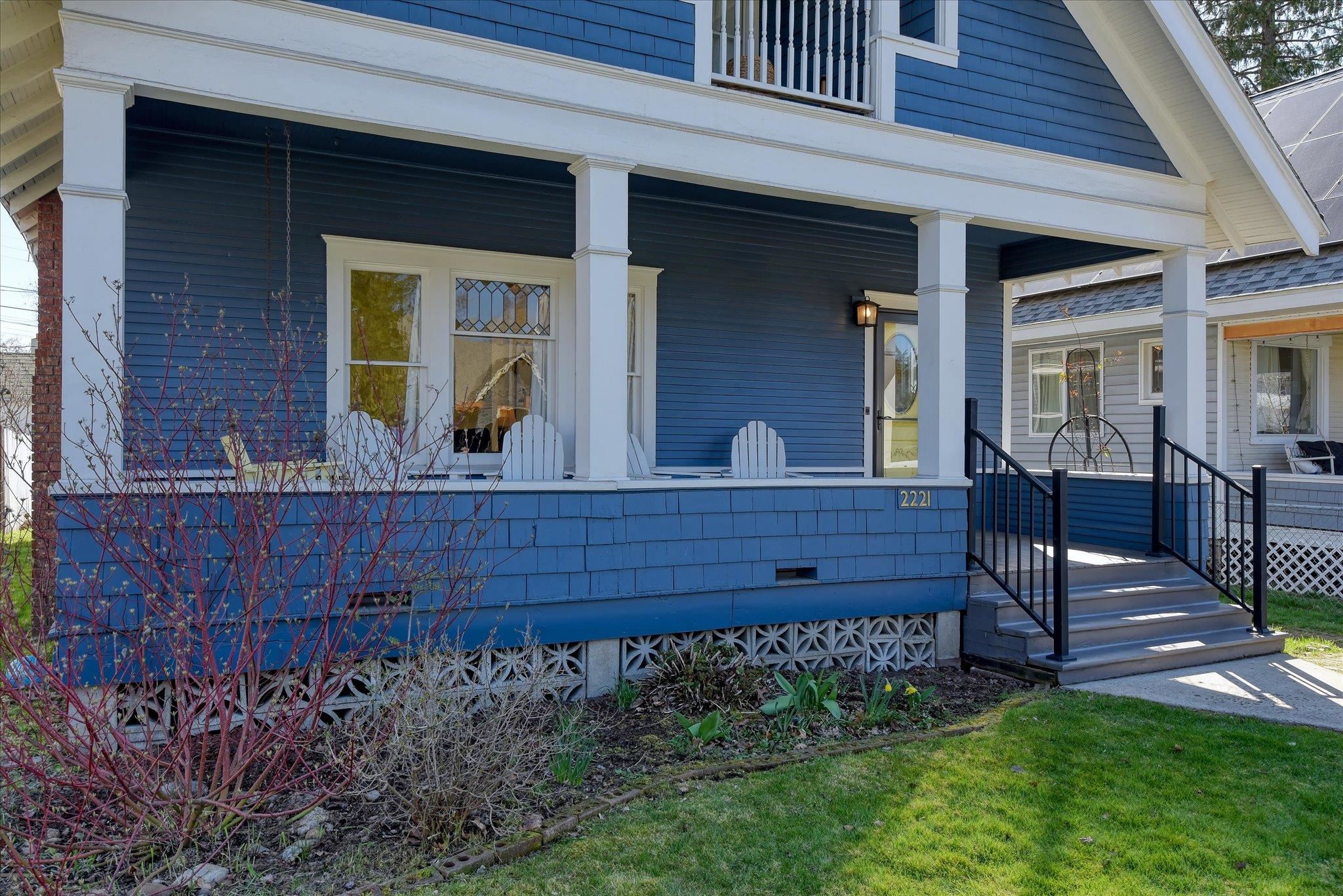 2221 W Mission Ave - Photo 32