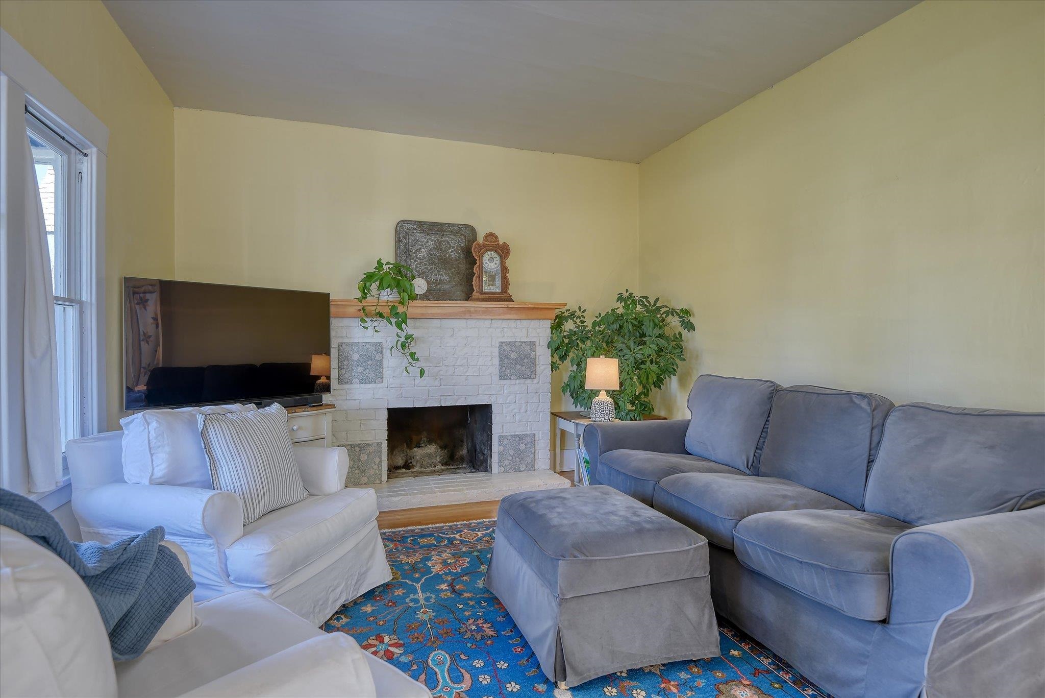 2221 W Mission Ave - Photo 6