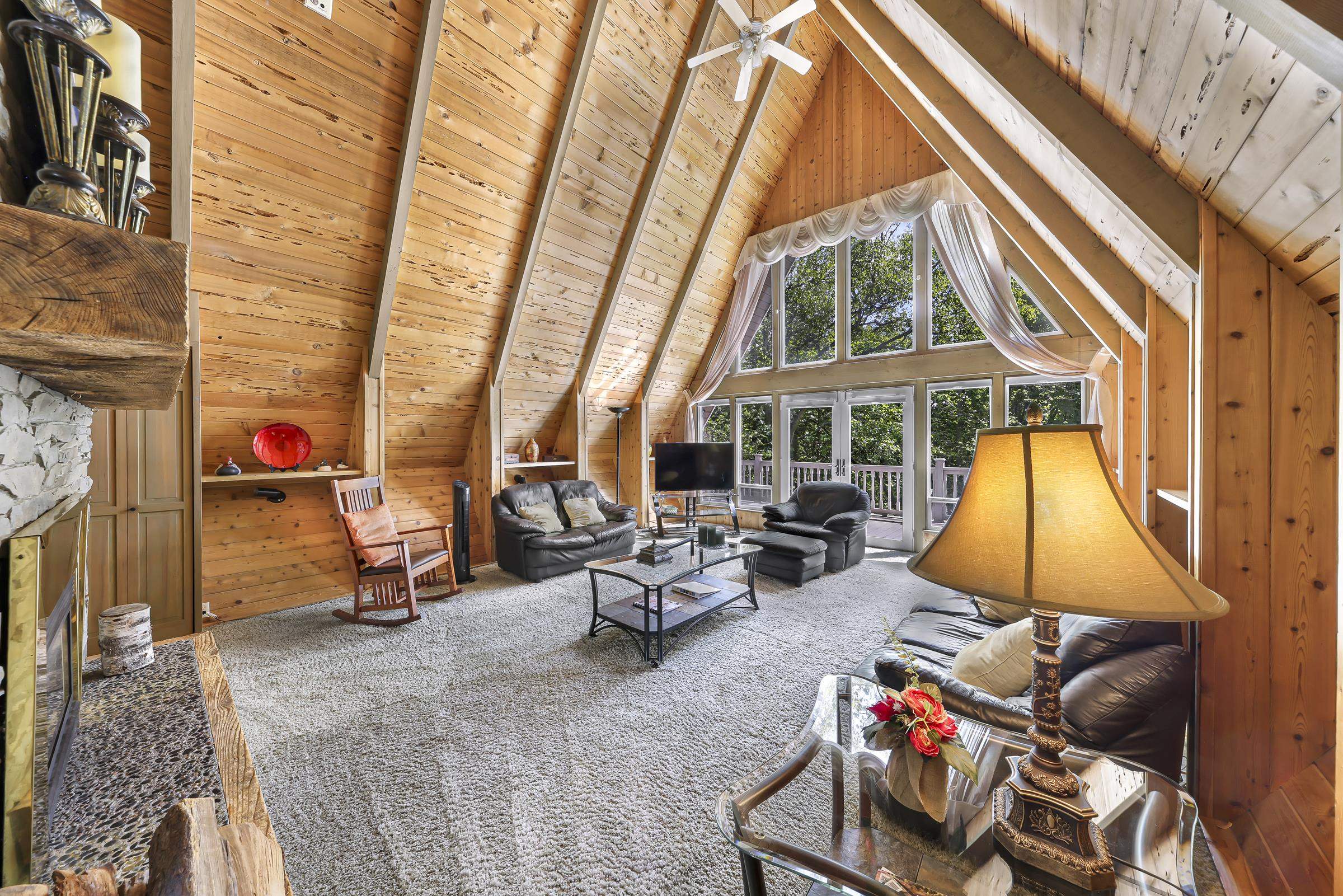 1418 E Blackburn Rd - Photo 3