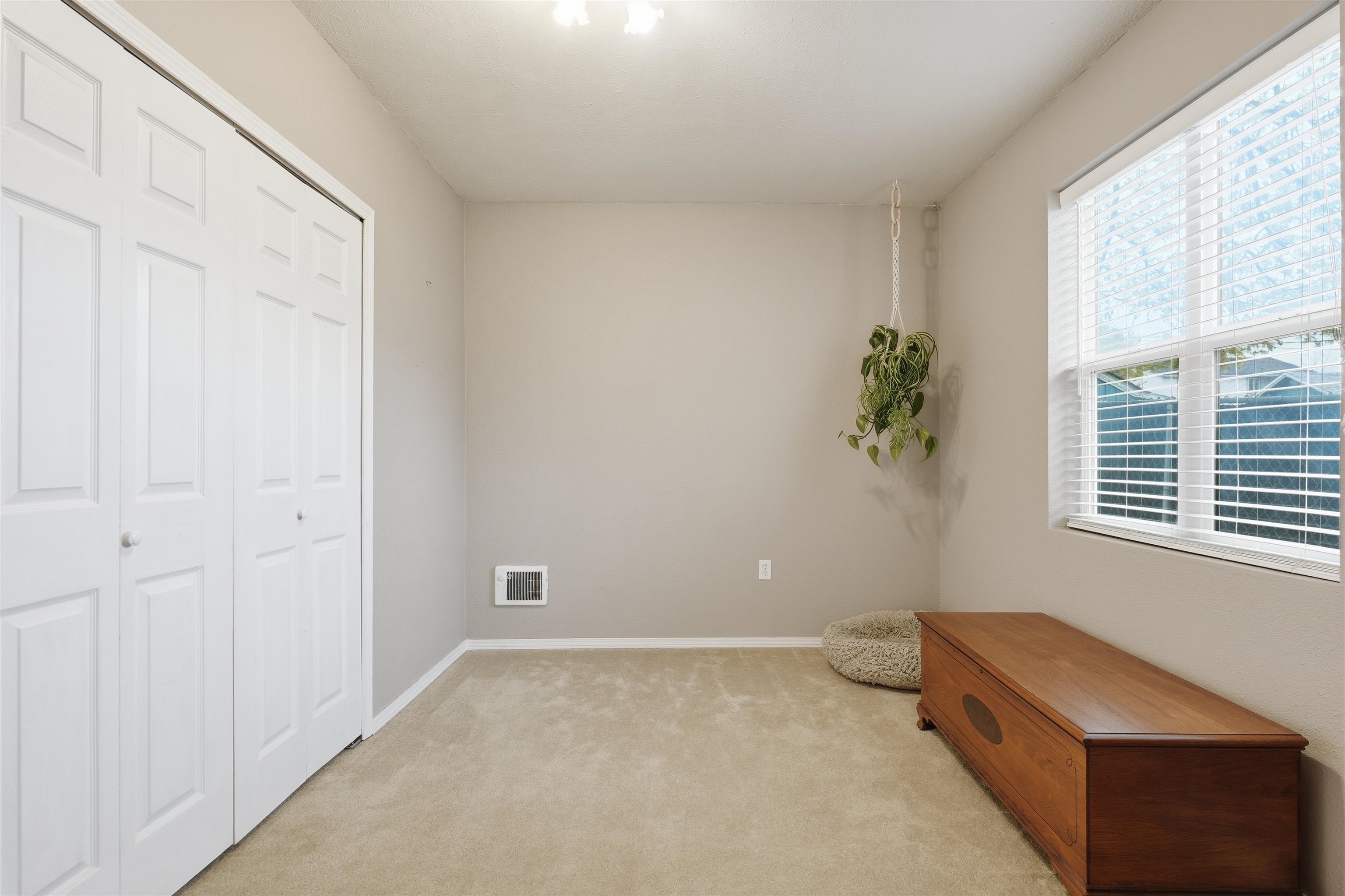 1507 E Bridgeport Ave - Photo 12