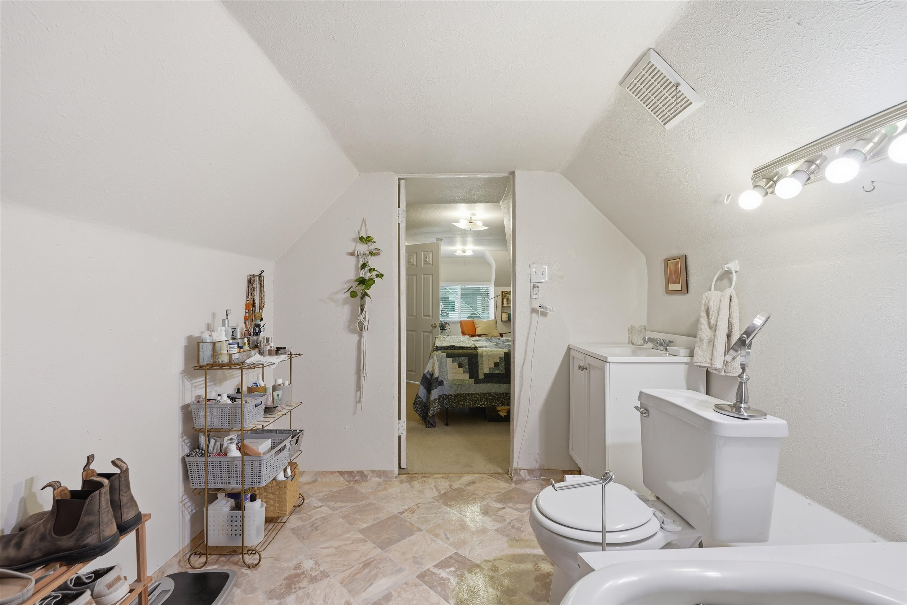 1507 E Bridgeport Ave - Photo 27