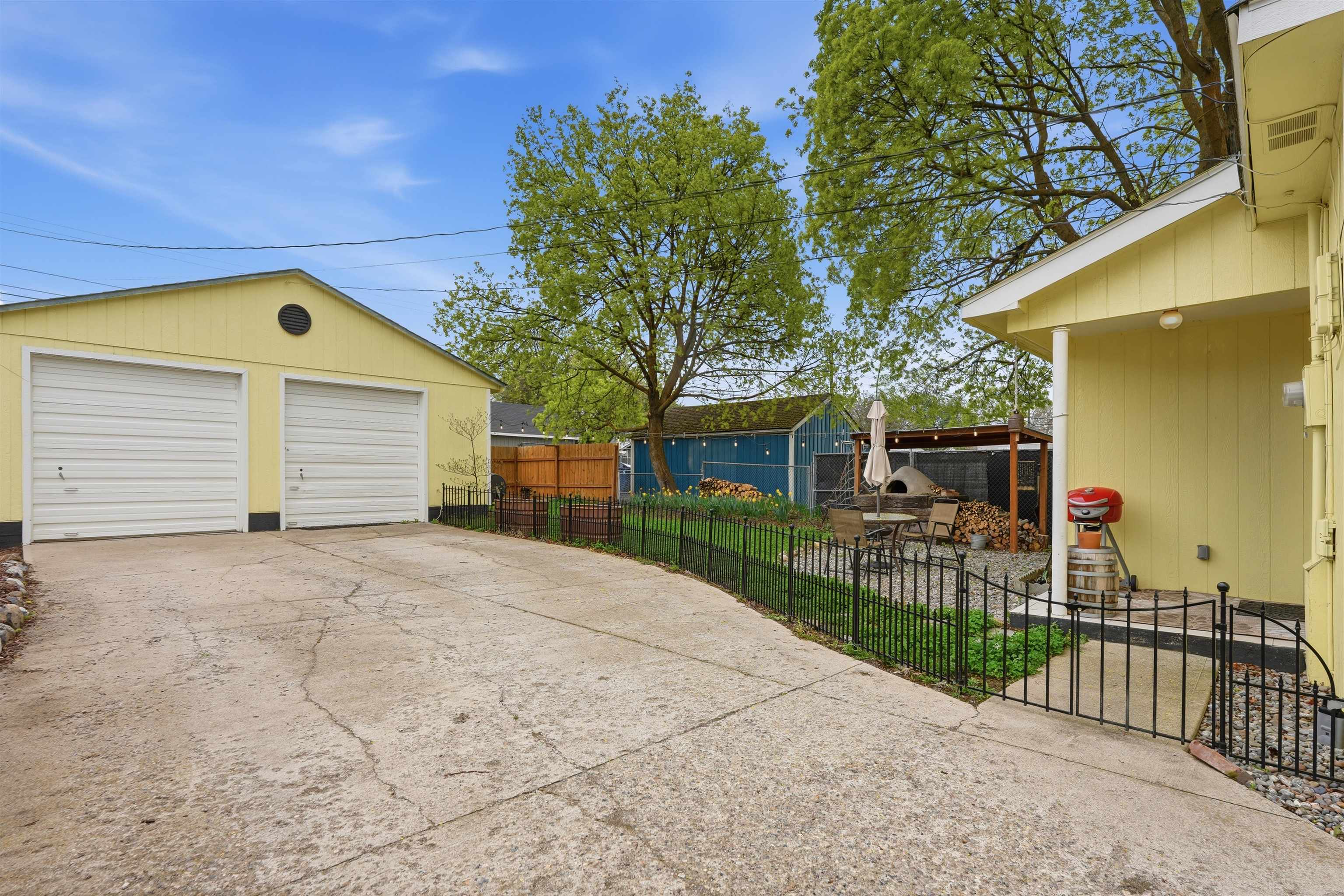 1507 E Bridgeport Ave - Photo 37