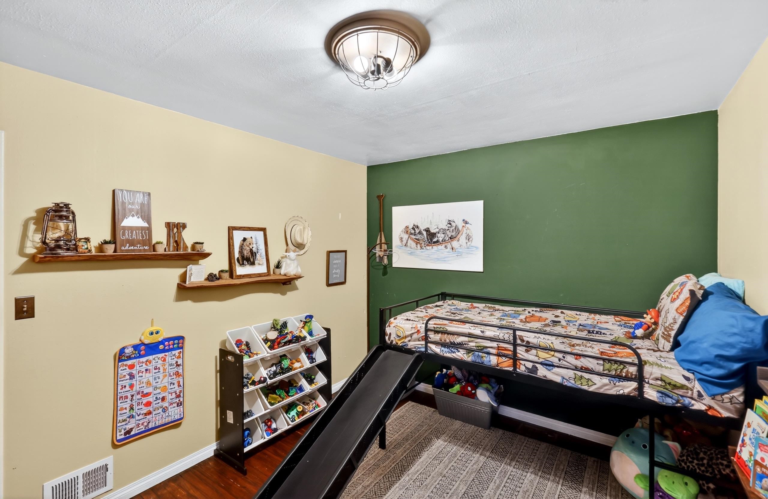928 W 1st St - Photo 22