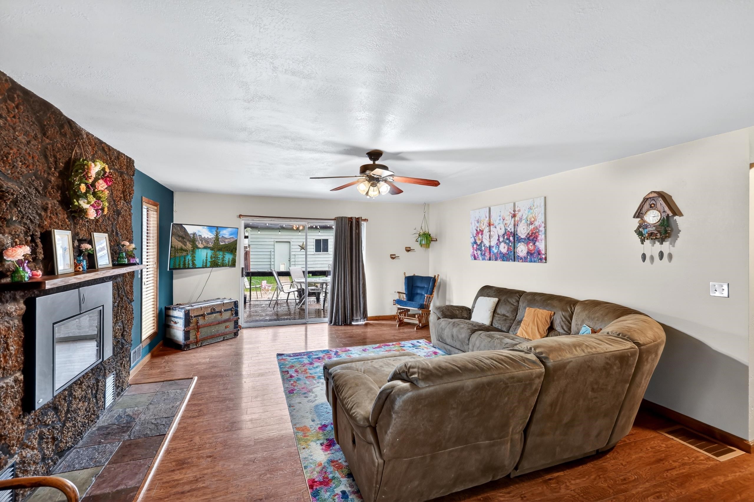 928 W 1st St - Photo 7