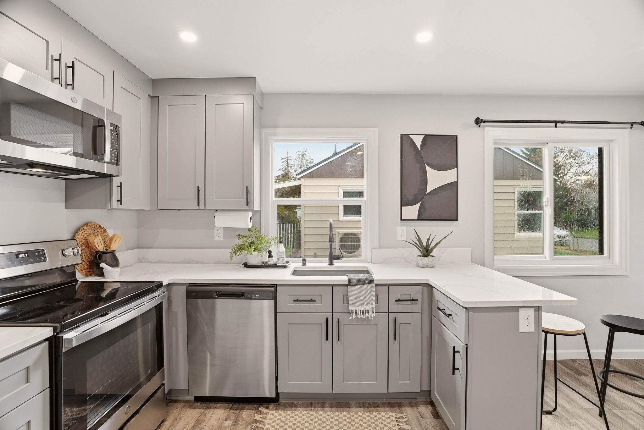 4824 N Adams St - Photo 8