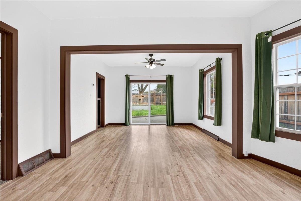112 N College St - Photo 15