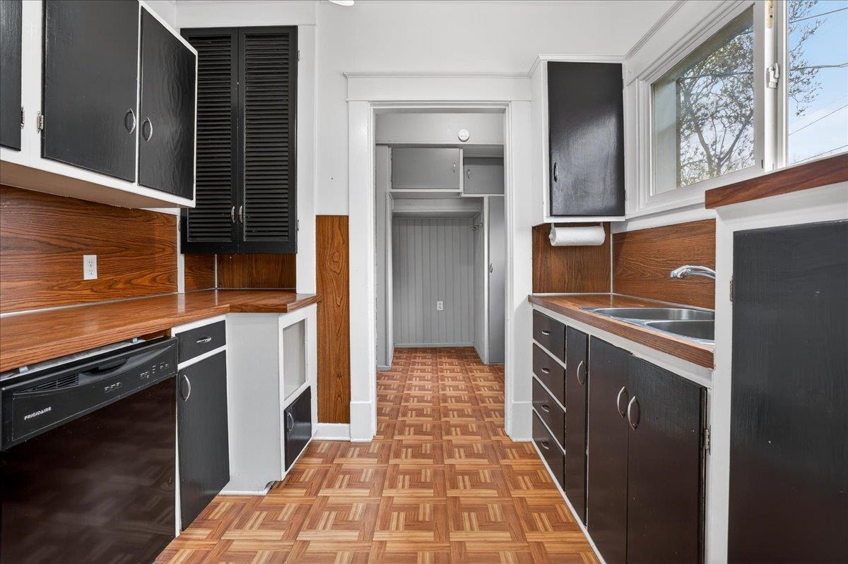 112 N College St - Photo 23