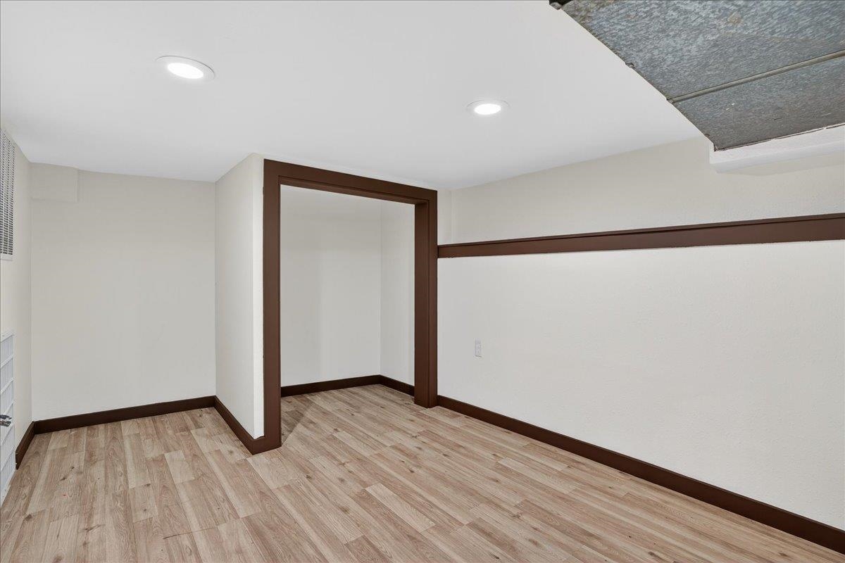 112 N College St - Photo 24