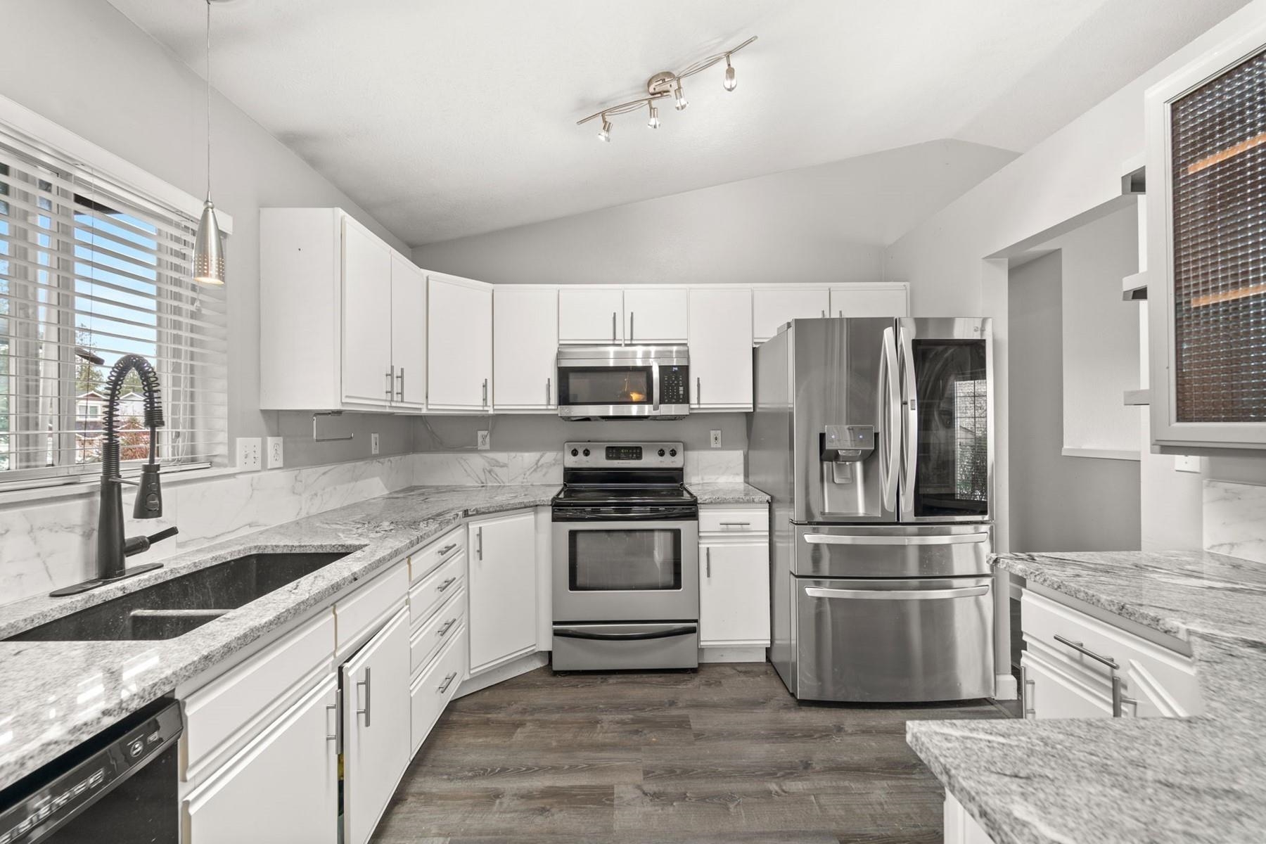 12823 N Pittsburg Ave - Photo 14