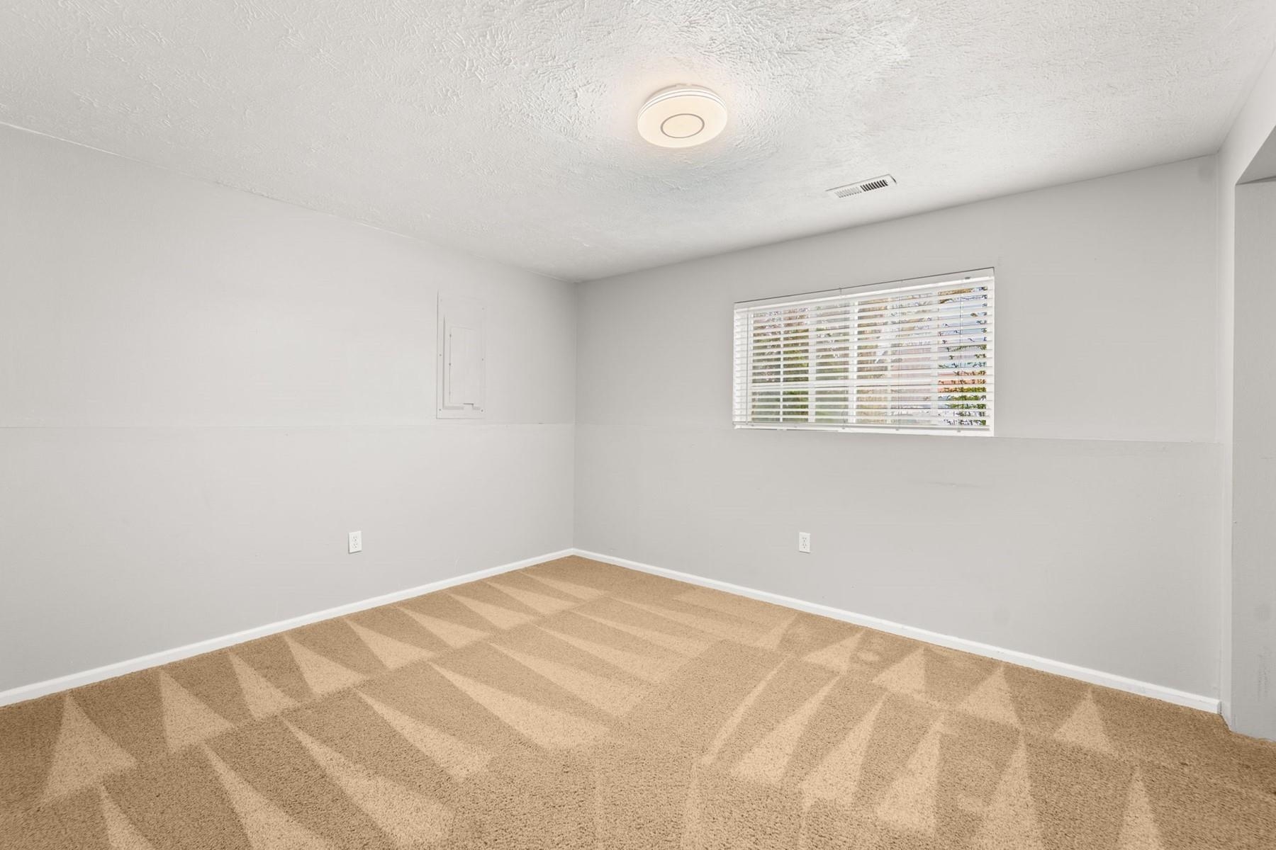 12823 N Pittsburg Ave - Photo 24