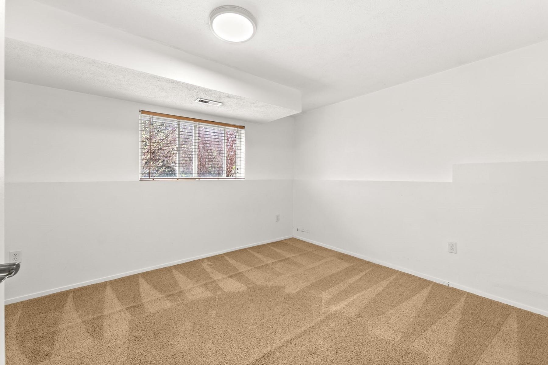 12823 N Pittsburg Ave - Photo 29