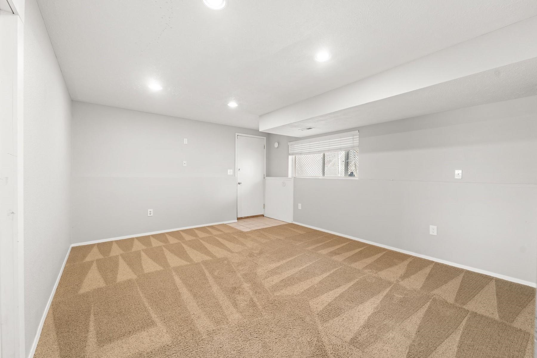 12823 N Pittsburg Ave - Photo 32