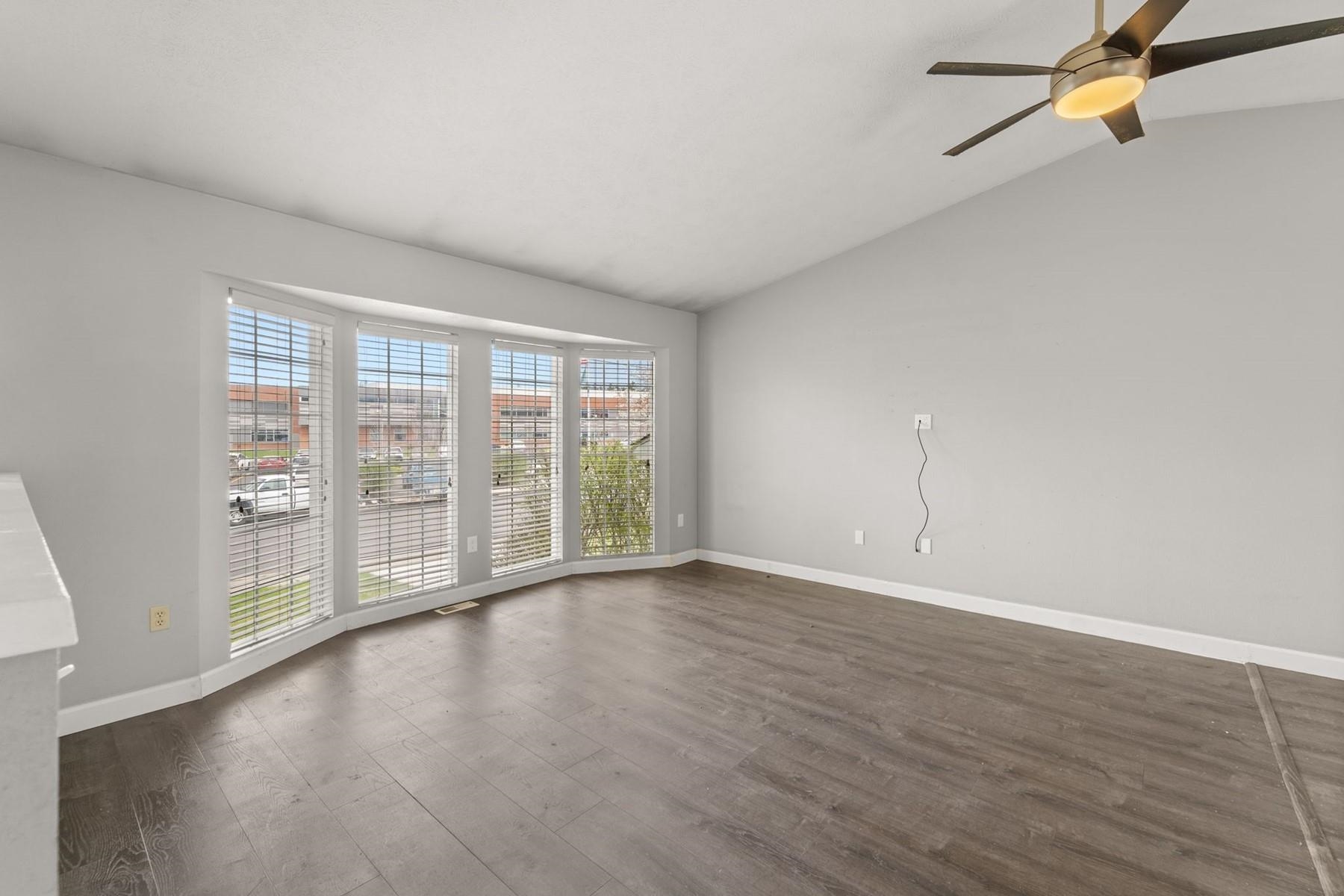 12823 N Pittsburg Ave - Photo 6