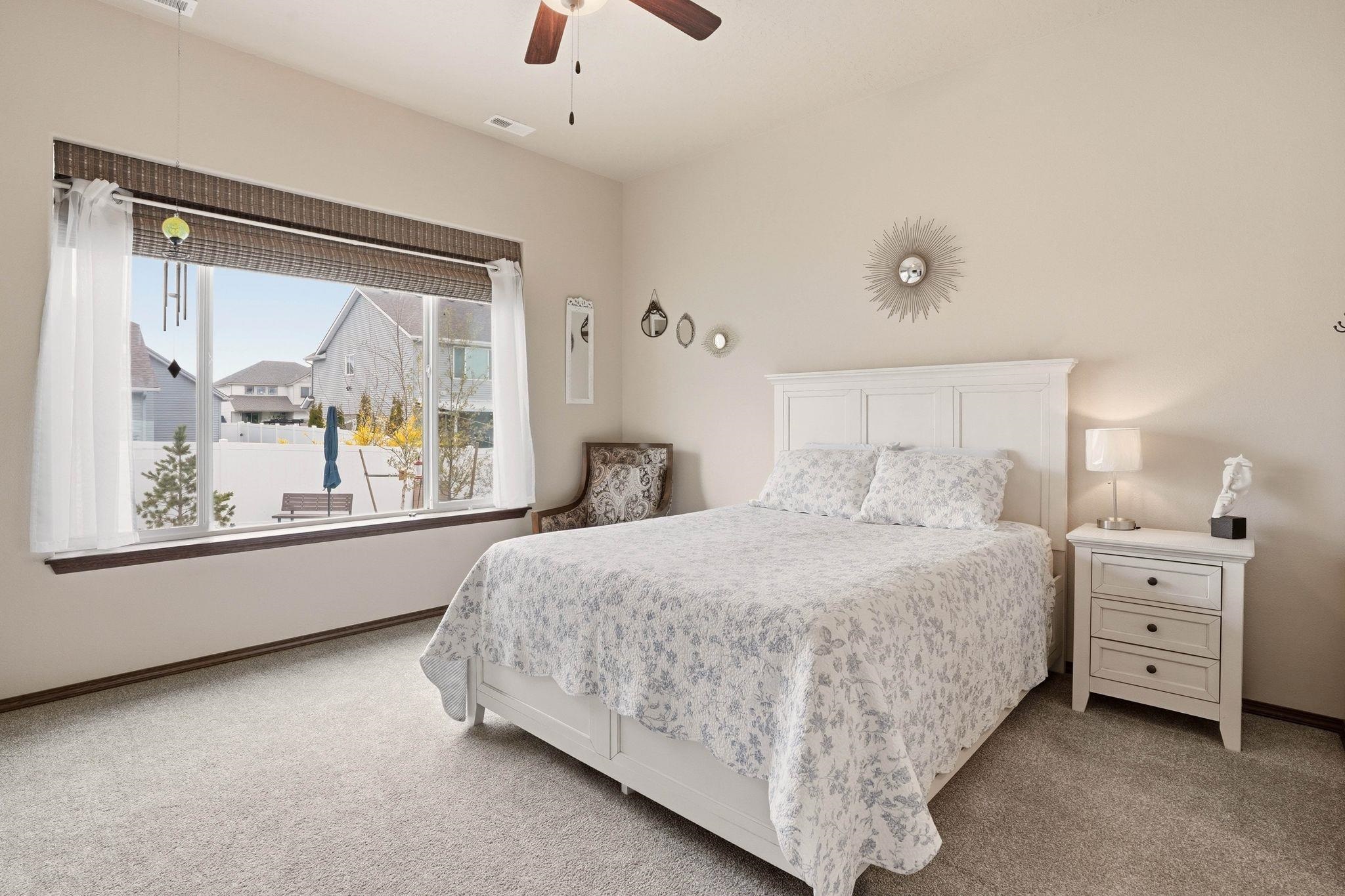 2718 W Parkway Ave - Photo 14