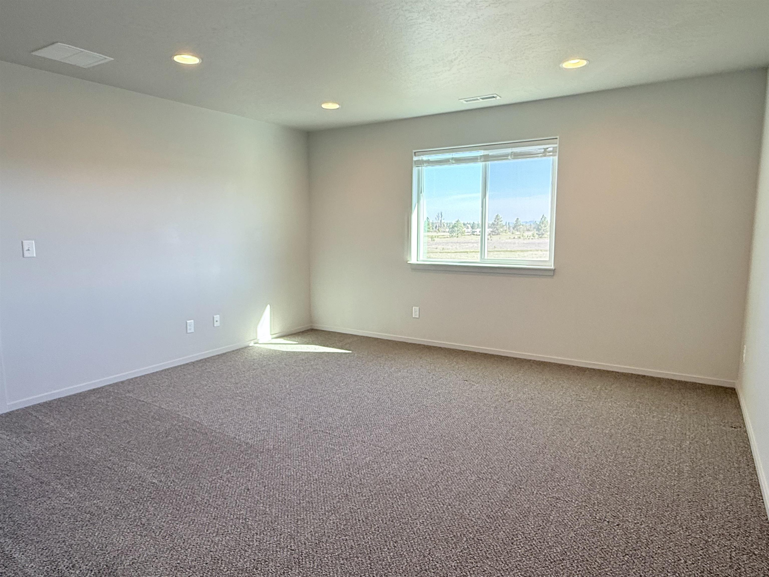1734 E C St - Photo 15