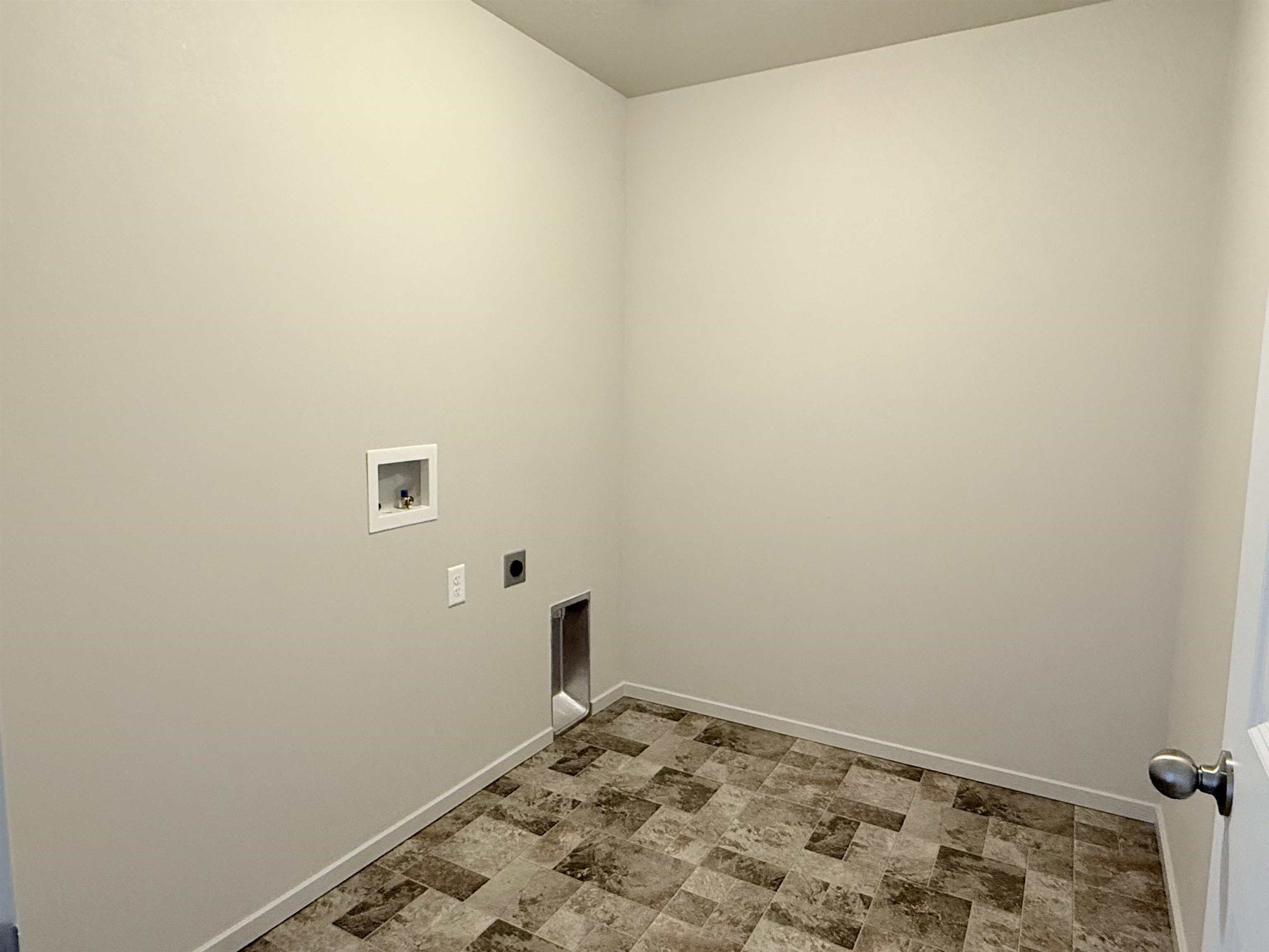1734 E C St - Photo 24