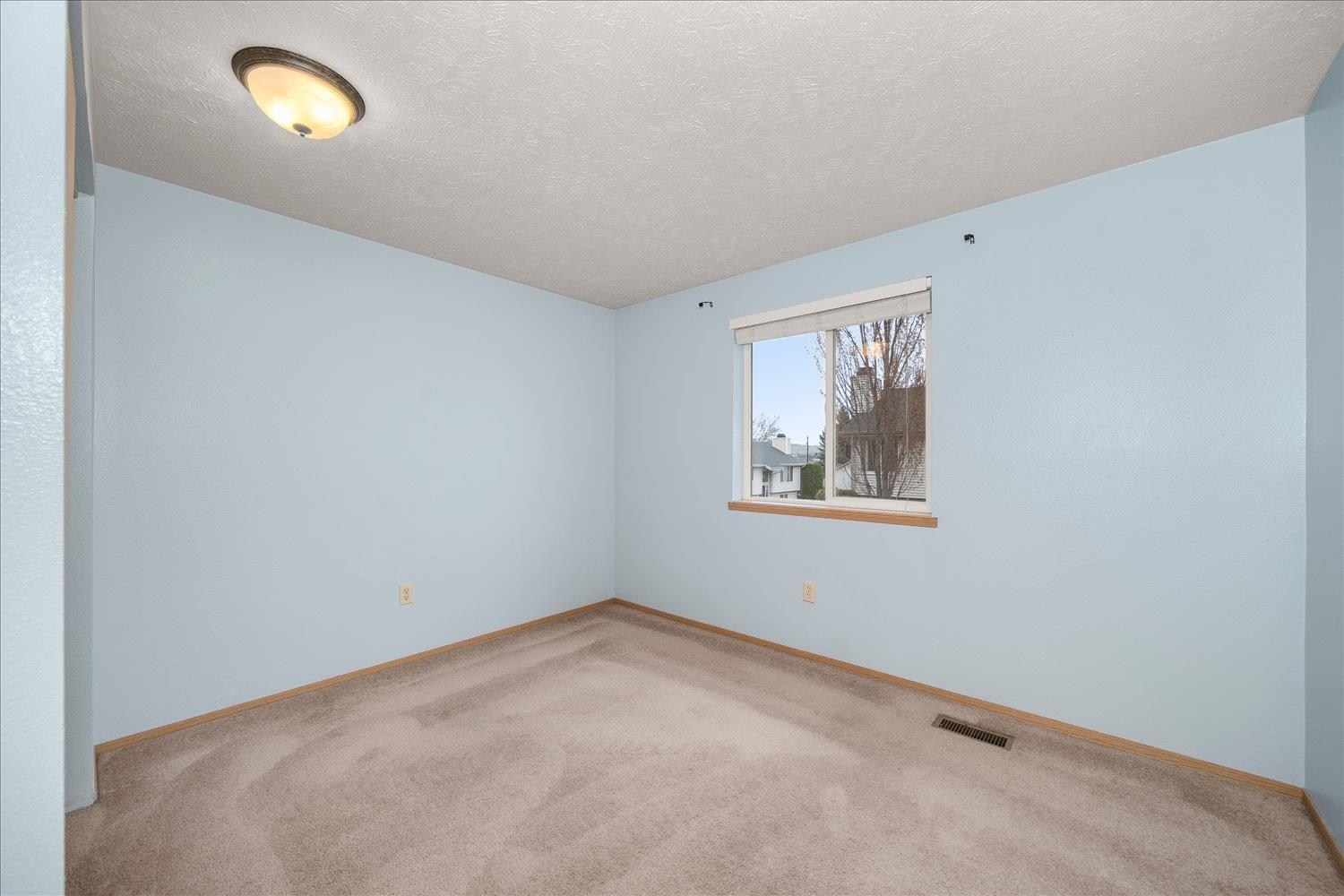 950 E Calkins Dr - Photo 13