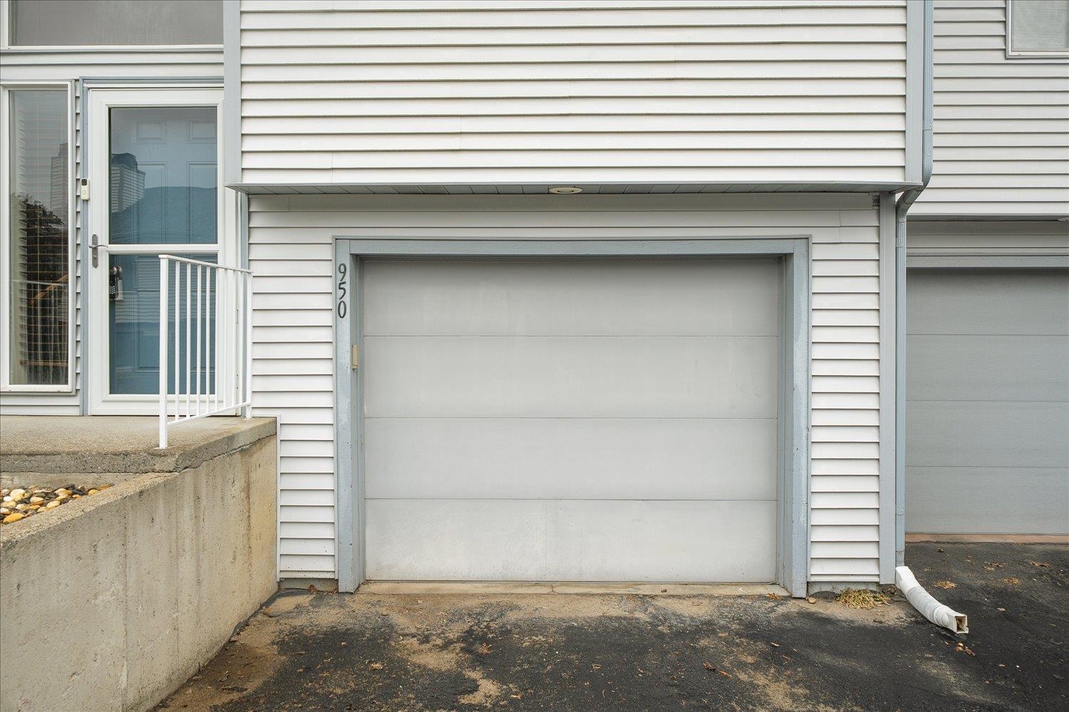 950 E Calkins Dr - Photo 23