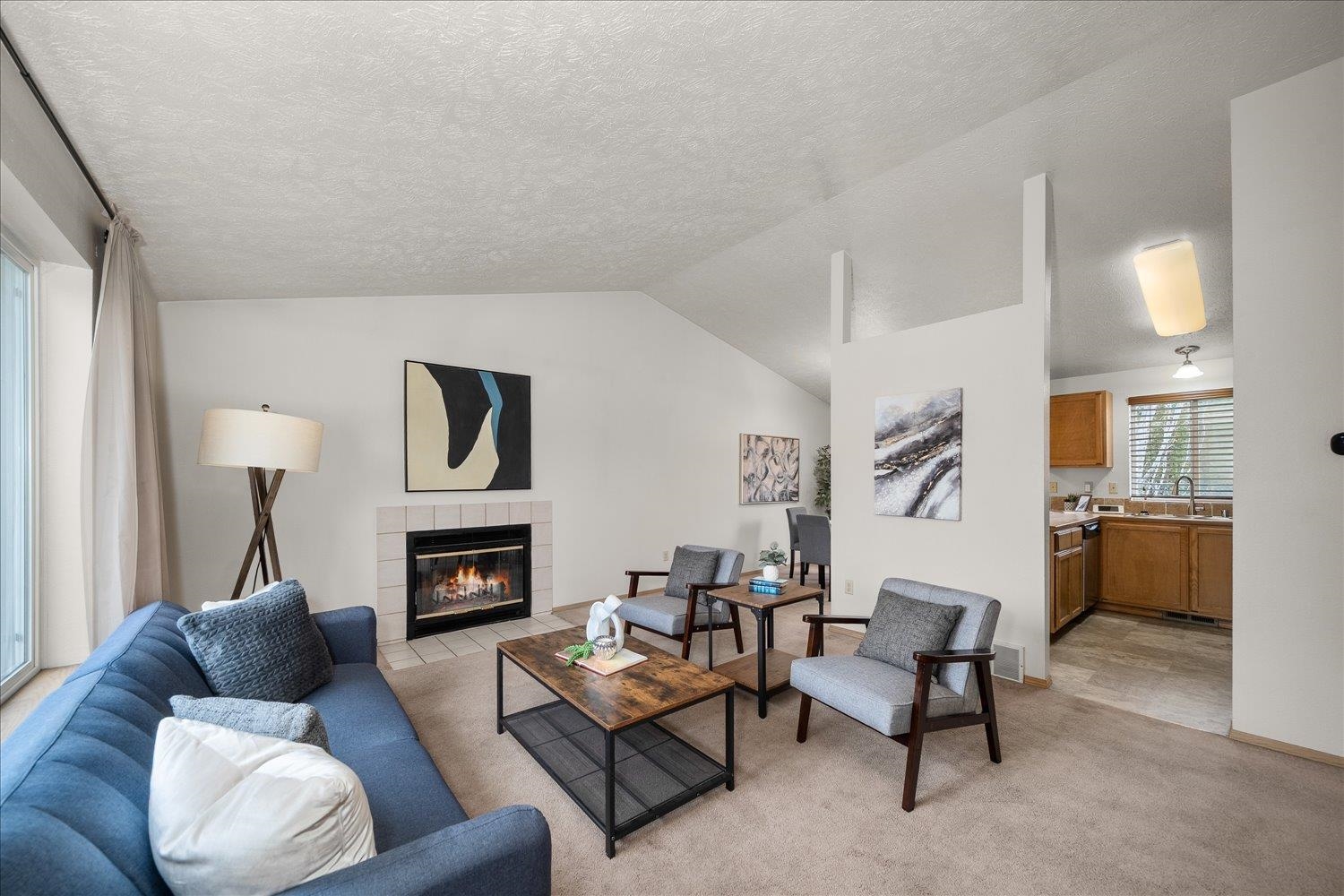 950 E Calkins Dr - Photo 4
