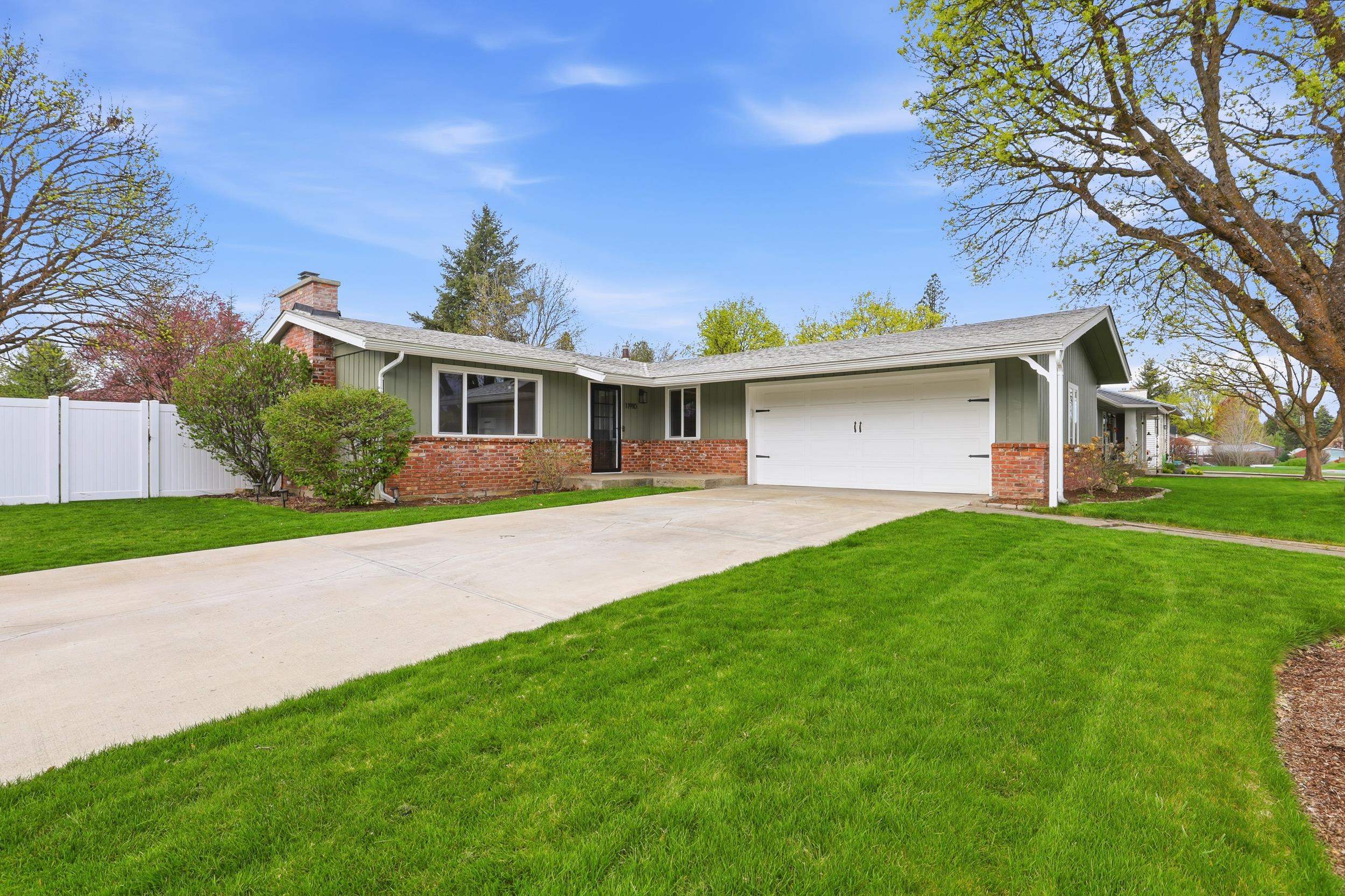 11910 E 26th Ave - Photo 4
