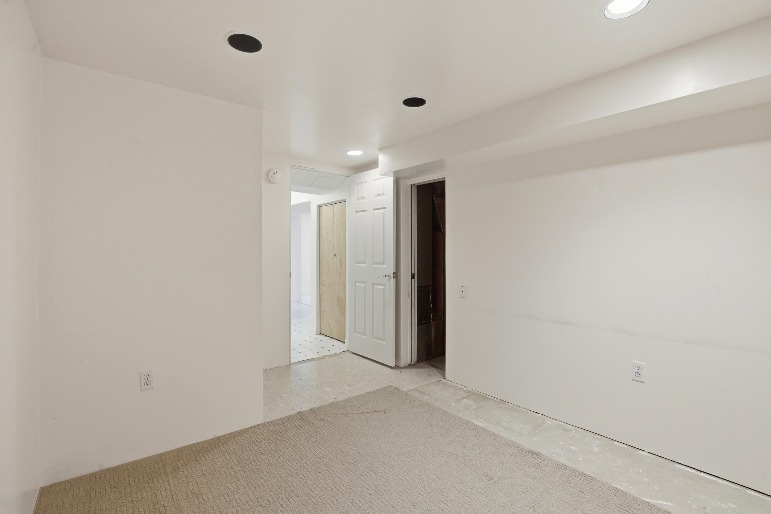 11910 E 26th Ave - Photo 38