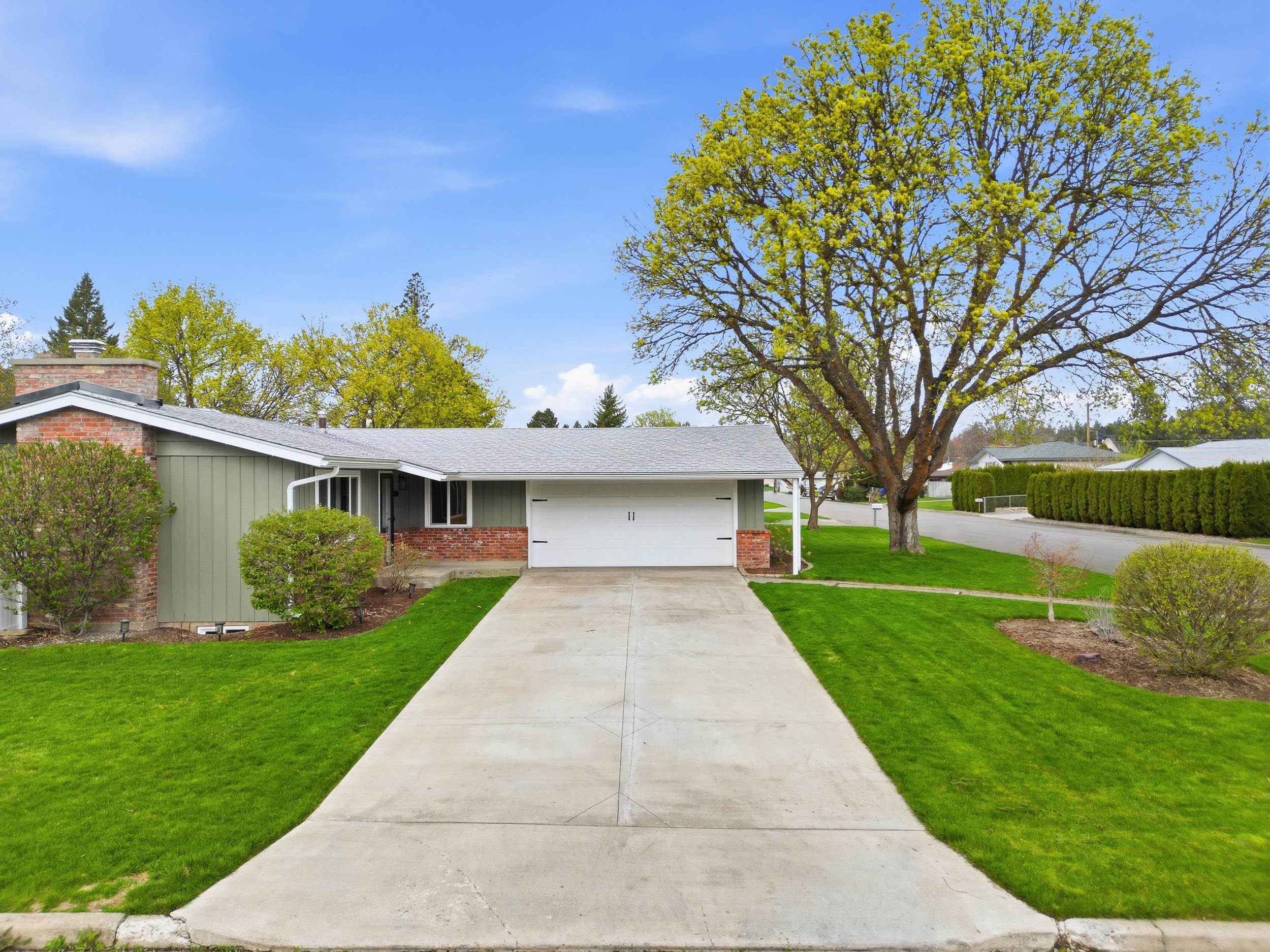 11910 E 26th Ave - Photo 6