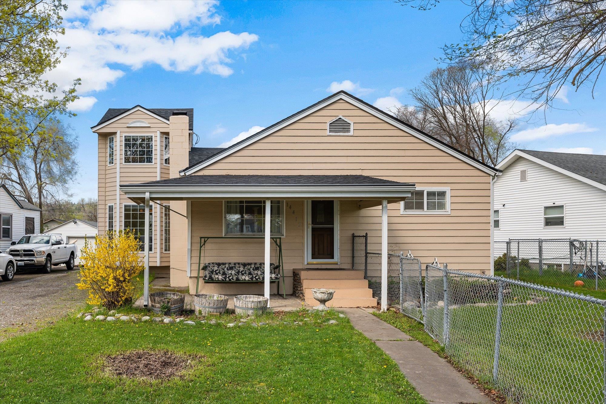 14417 E Longfellow Ave - Photo 1