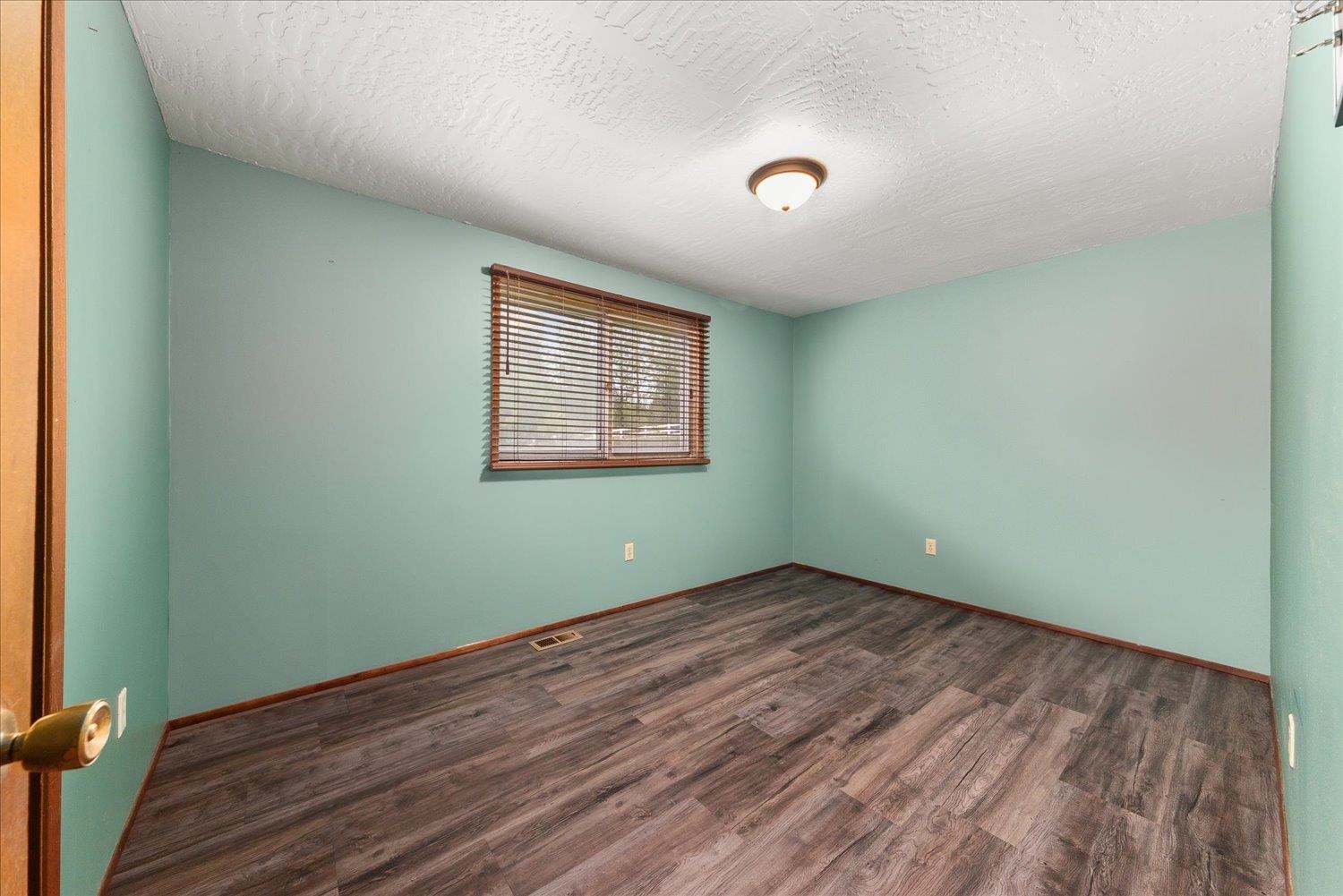 6 E Wild Rose Rd - Photo 12