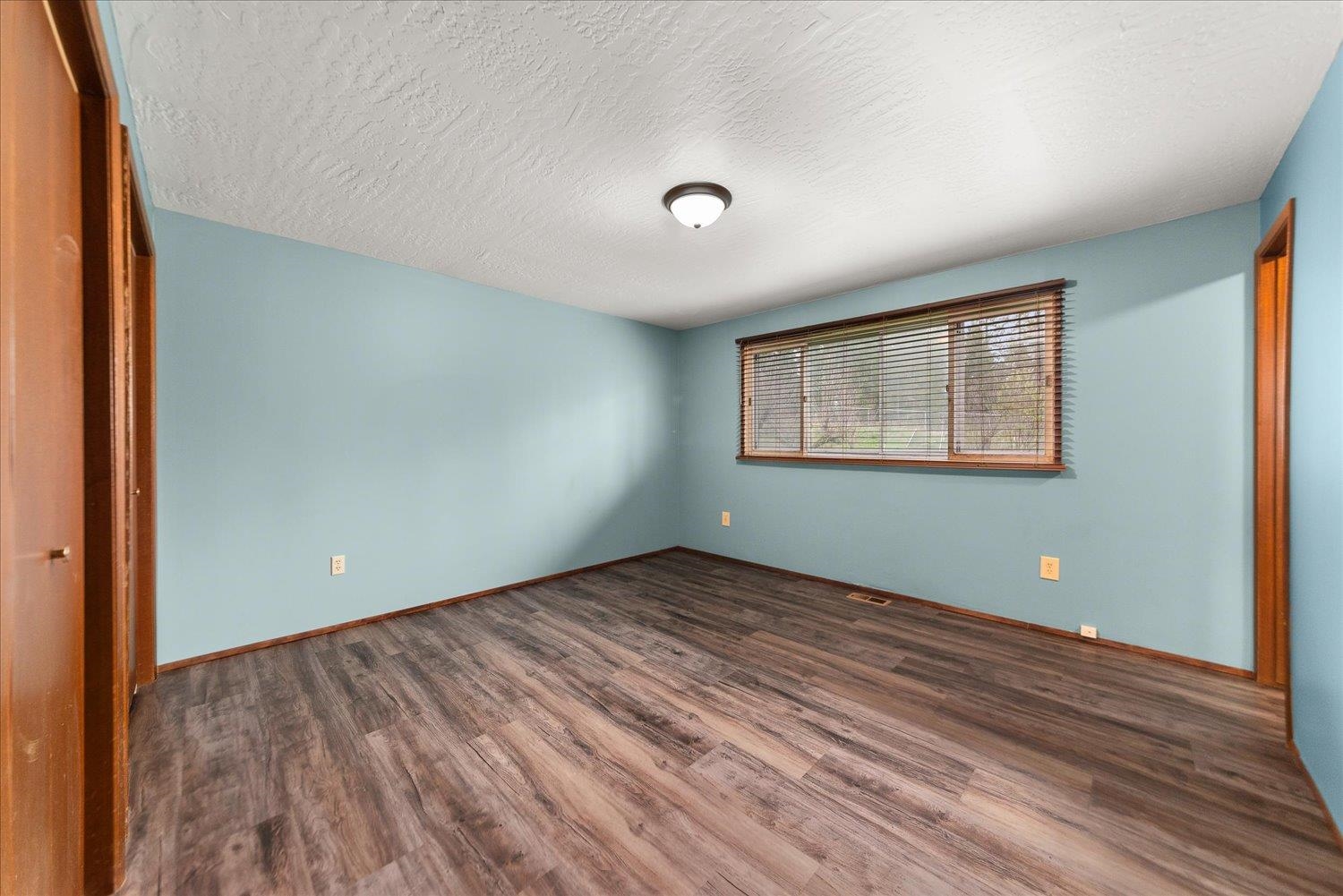 6 E Wild Rose Rd - Photo 14
