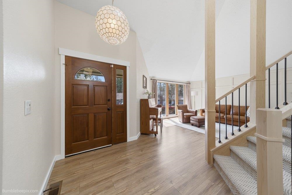 5212 W Alderwood Ave - Photo 3