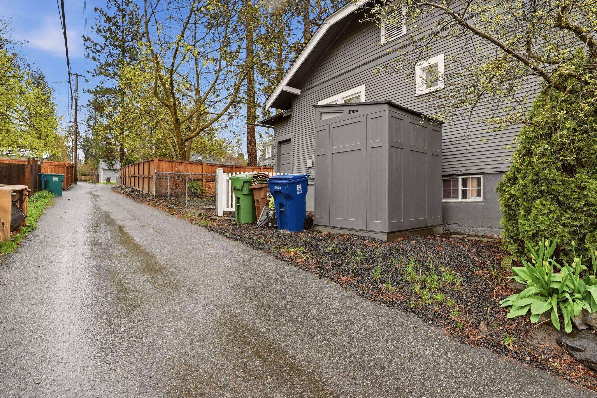 1217 S Jefferson St - Photo 32