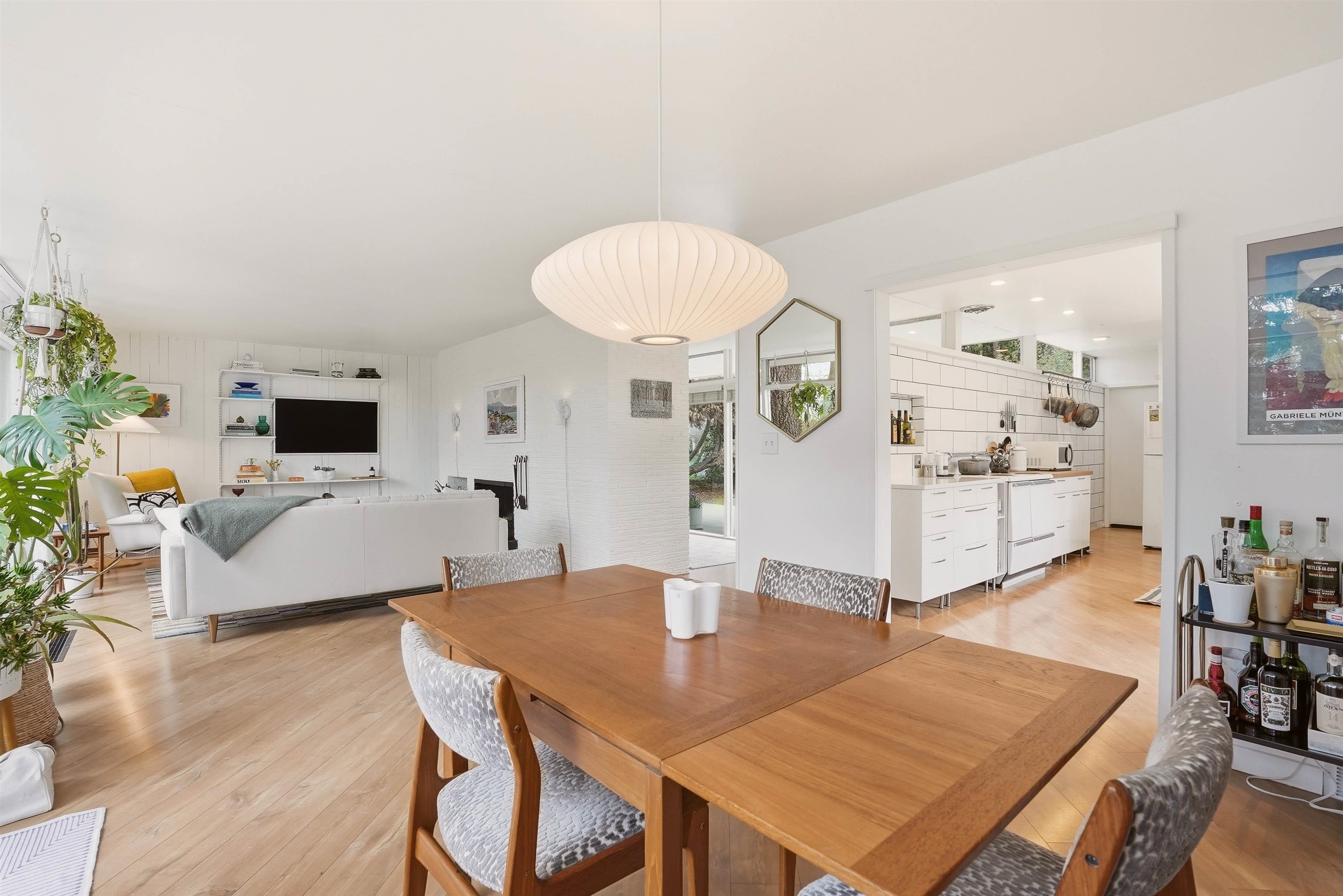 1022 E 28th Ave - Photo 13