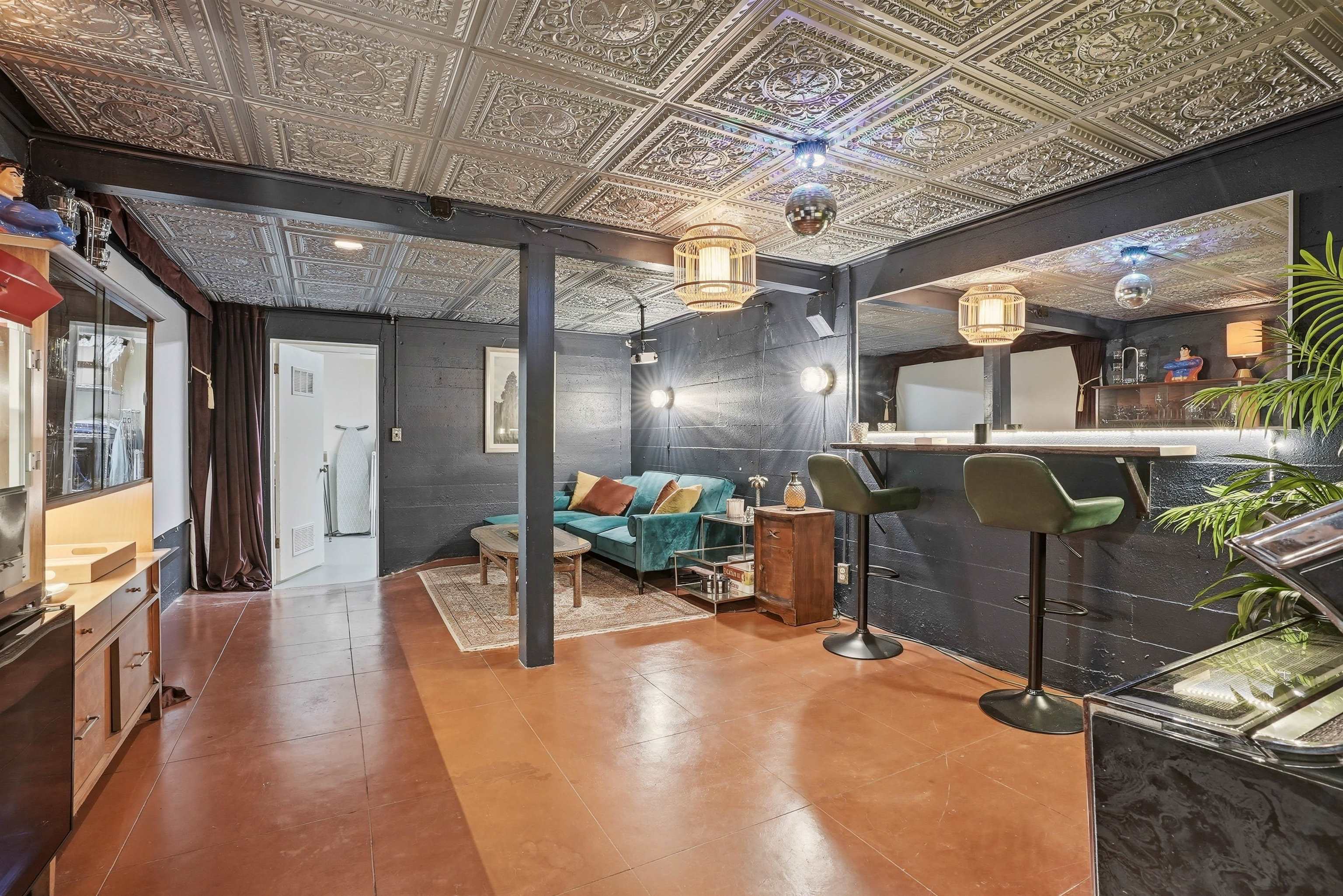 1022 E 28th Ave - Photo 35