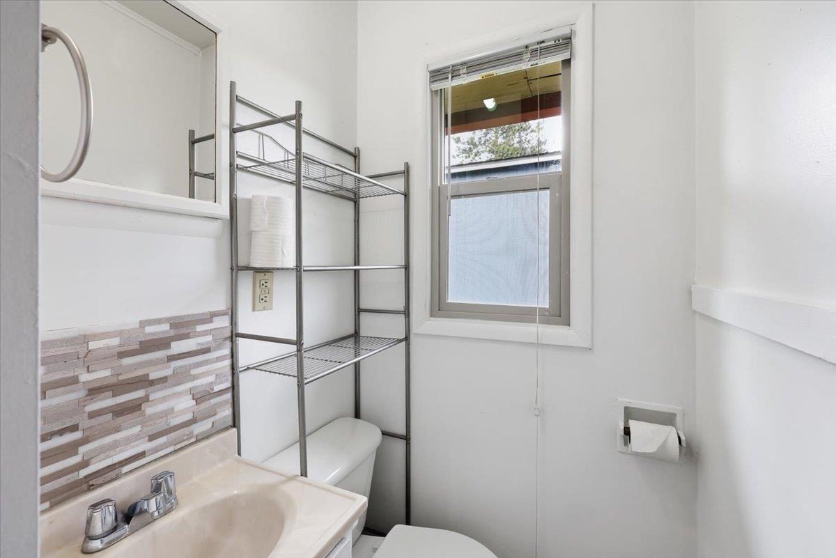12717 W 6th Ave - Photo 11