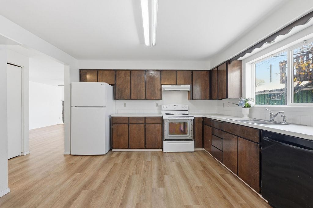 1208 W Knox Ave - Photo 13