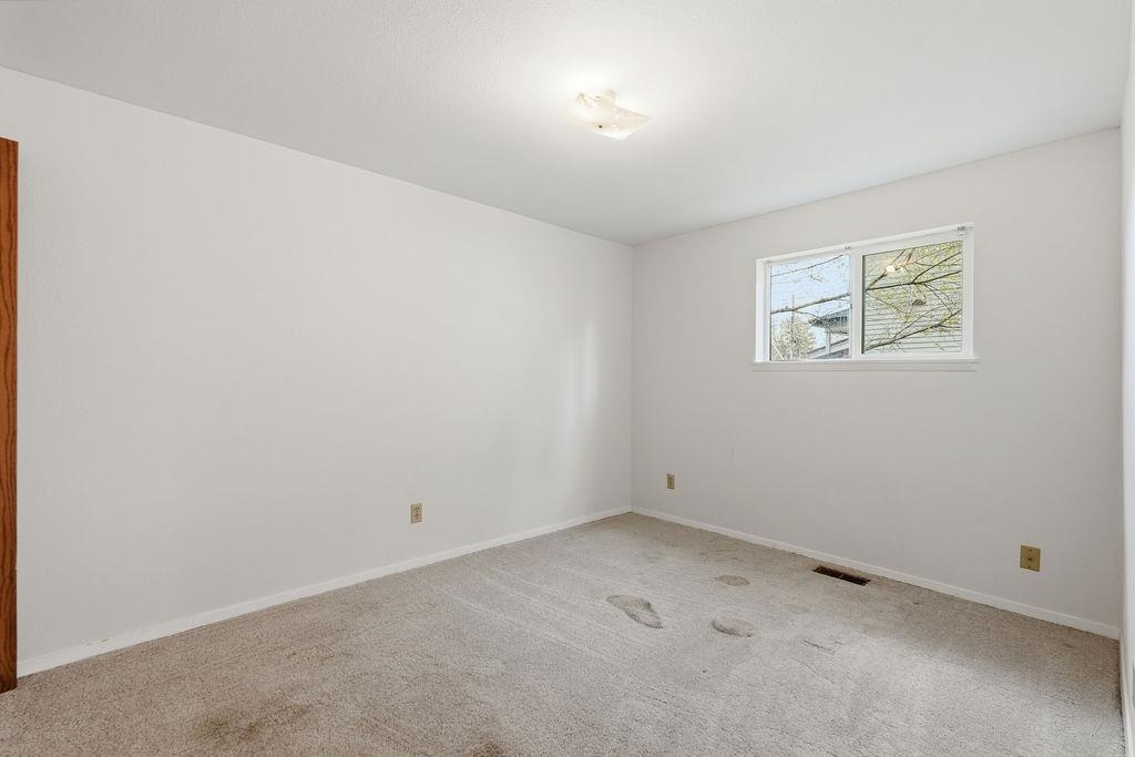 1208 W Knox Ave - Photo 18