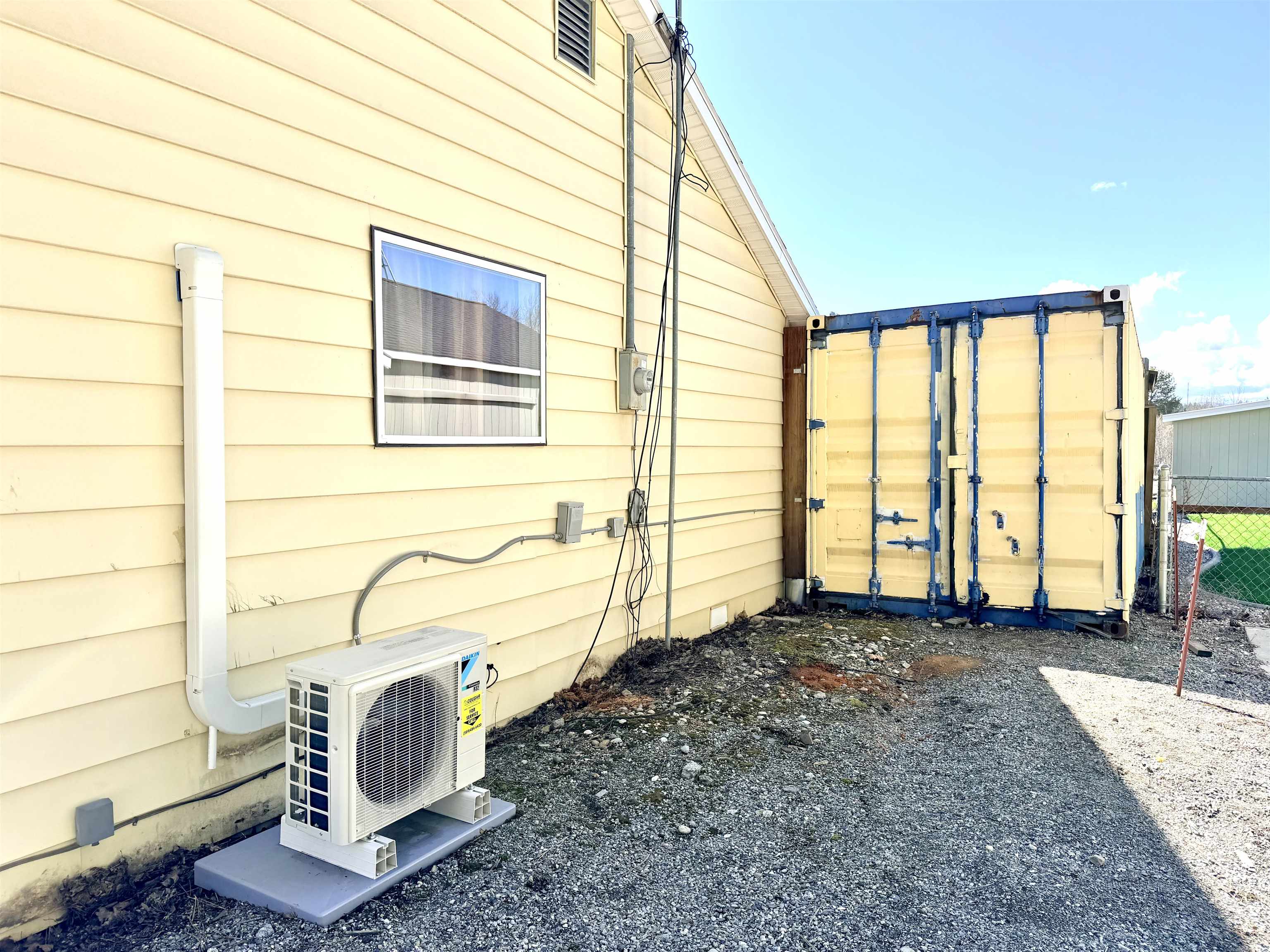 609 N Columbia Ave - Photo 4