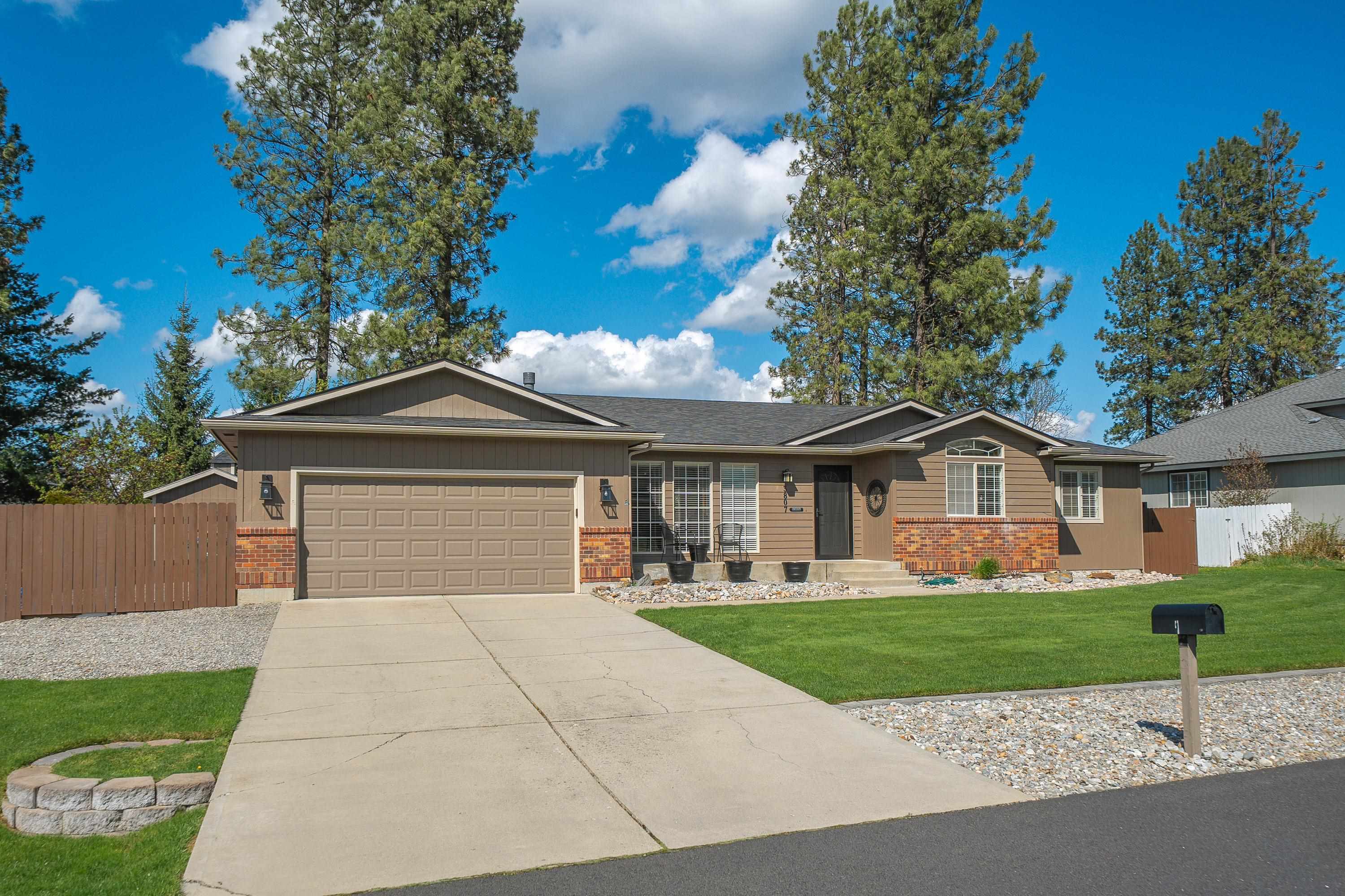 3807 E Tanager Ln - Photo 3