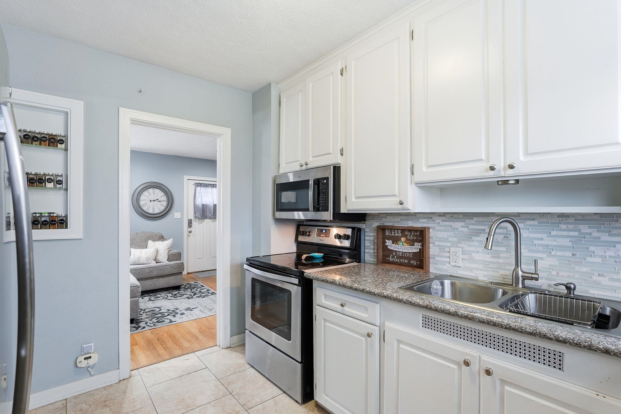5018 N STEVENS St - Photo 11
