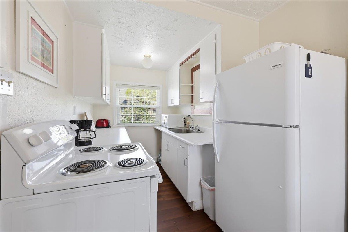 2223 E Sharp Ave - Photo 13