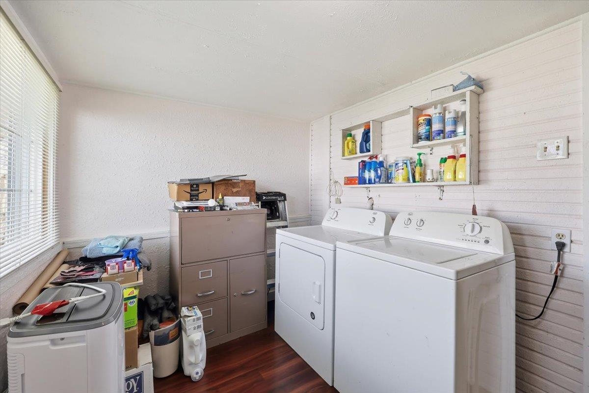 2223 E Sharp Ave - Photo 16