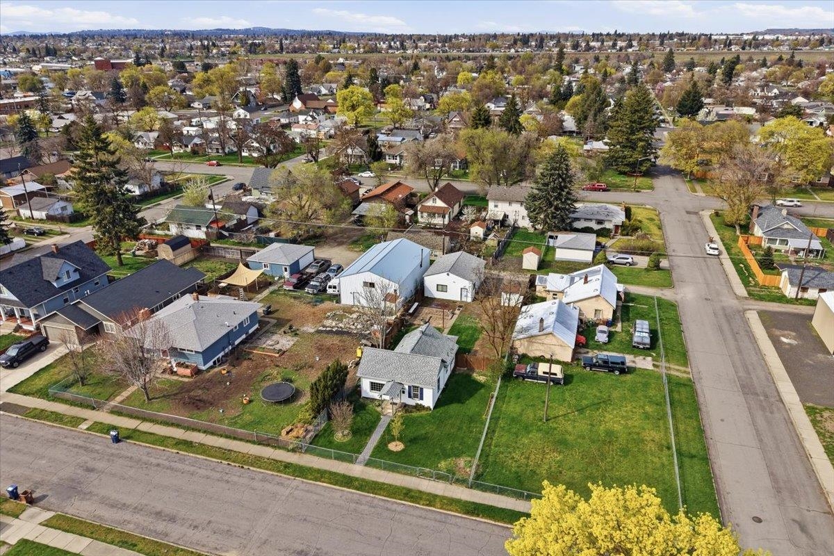 2223 E Sharp Ave - Photo 34